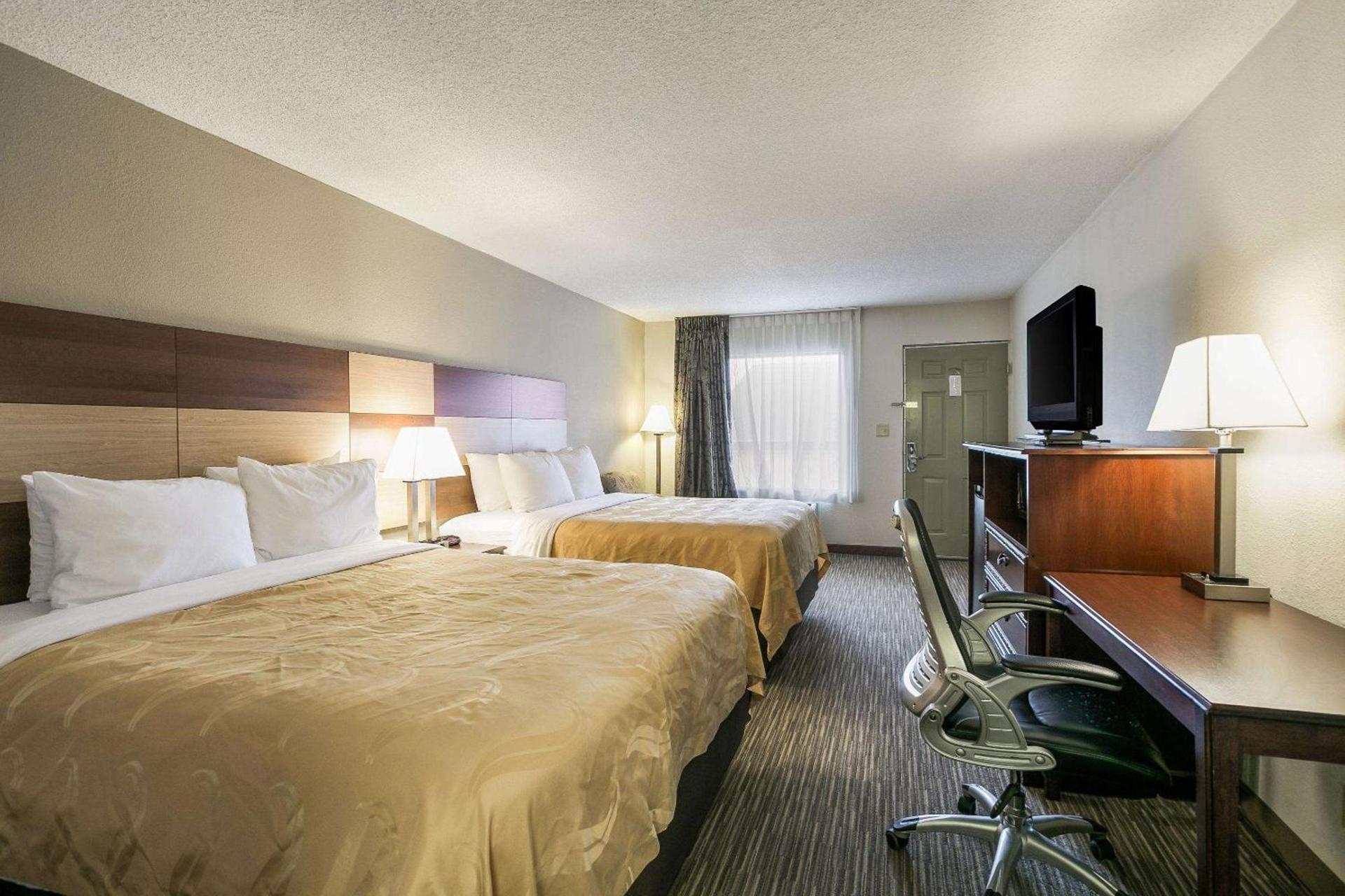 Quality Inn & Suites near Lake Eufaula photo 23