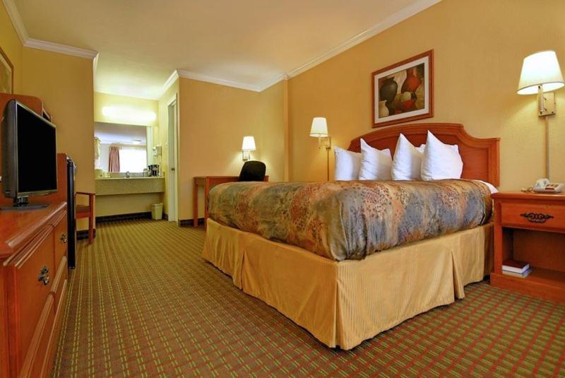 Rodeway Inn Killeen near Fort Hood photo 3
