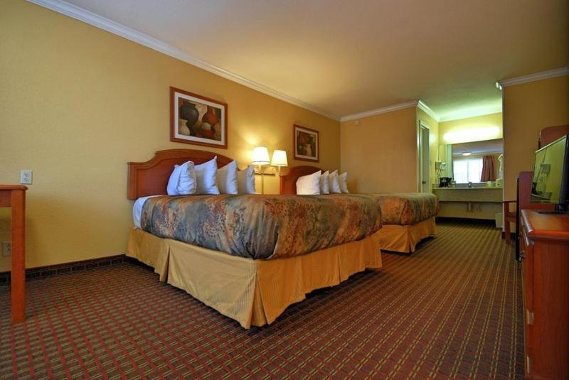Rodeway Inn Killeen near Fort Hood photo 9