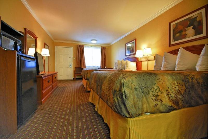 Rodeway Inn Killeen near Fort Hood photo 12