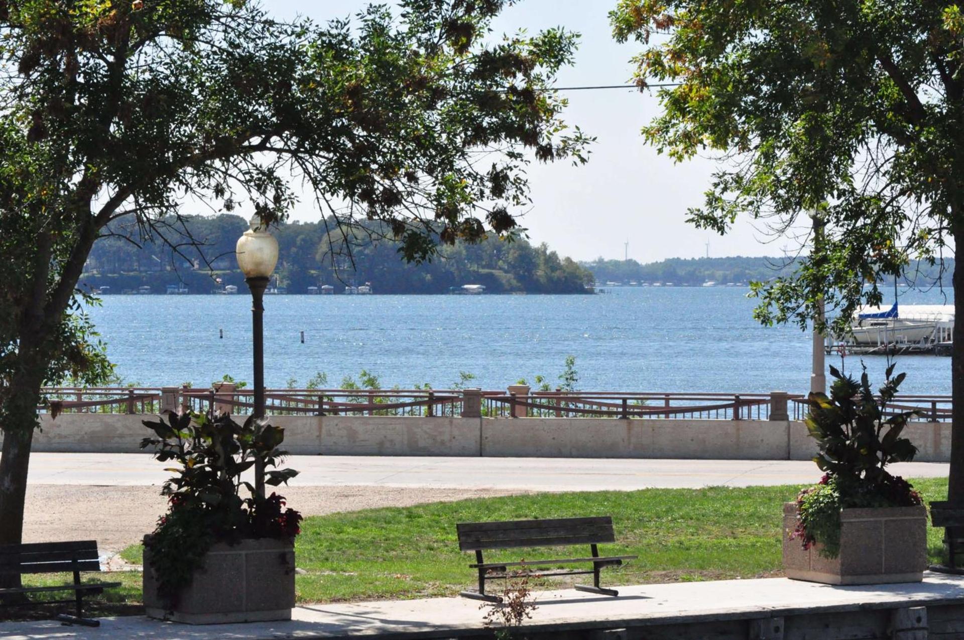 Okoboji Inn & Suites photo 14