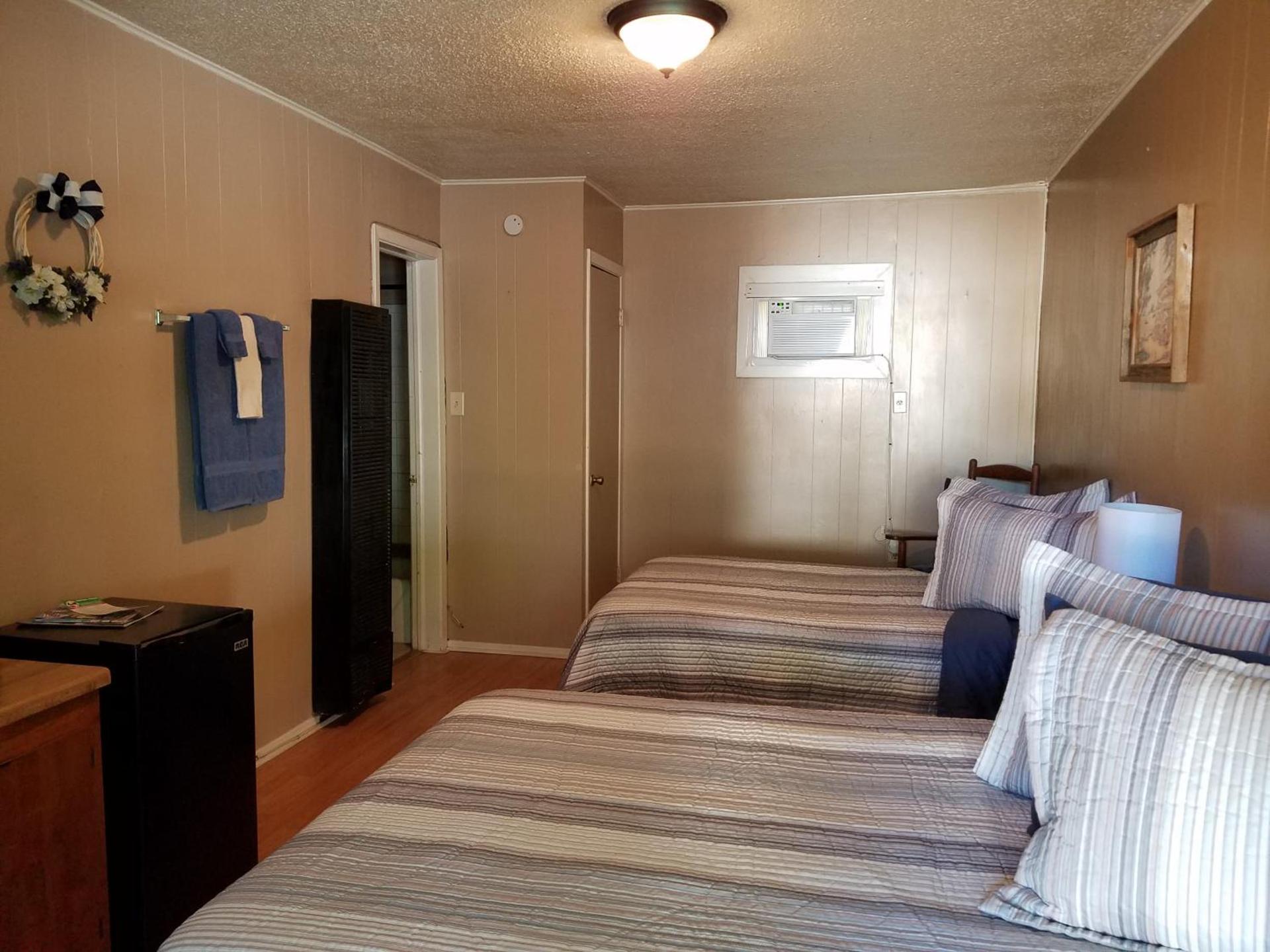 Canton Motel photo 11