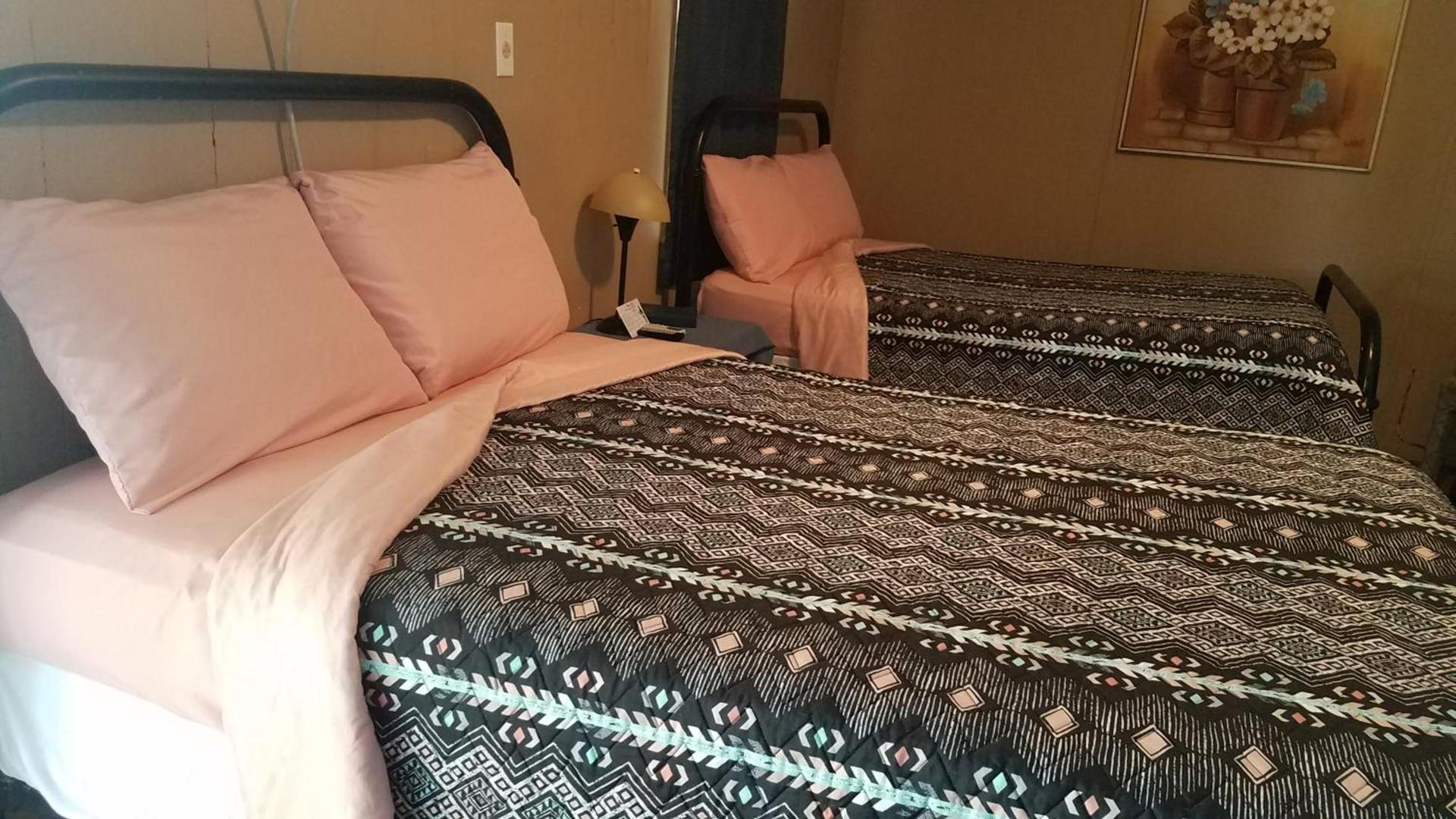 Canton Motel photo 9