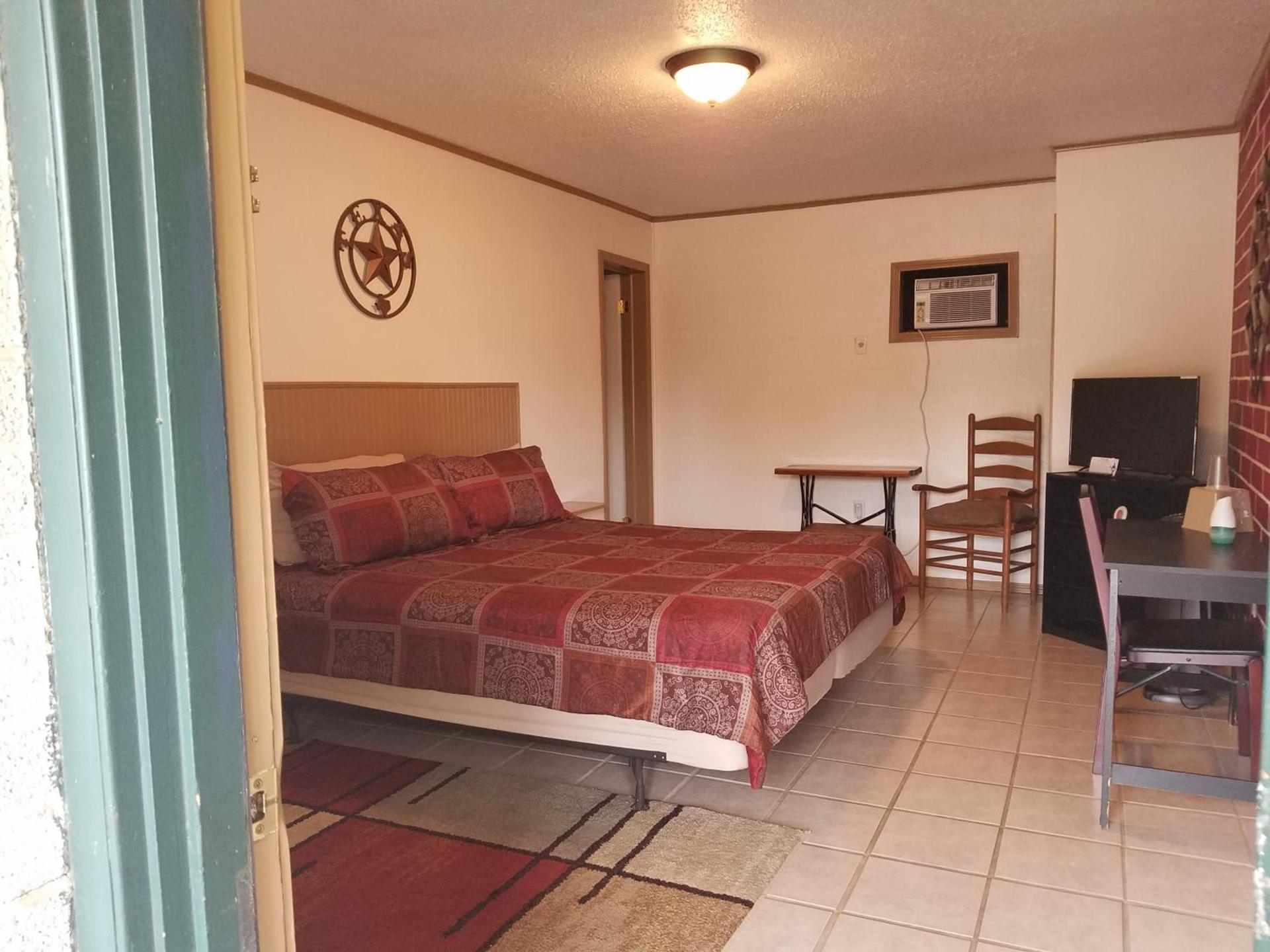Canton Motel photo 5