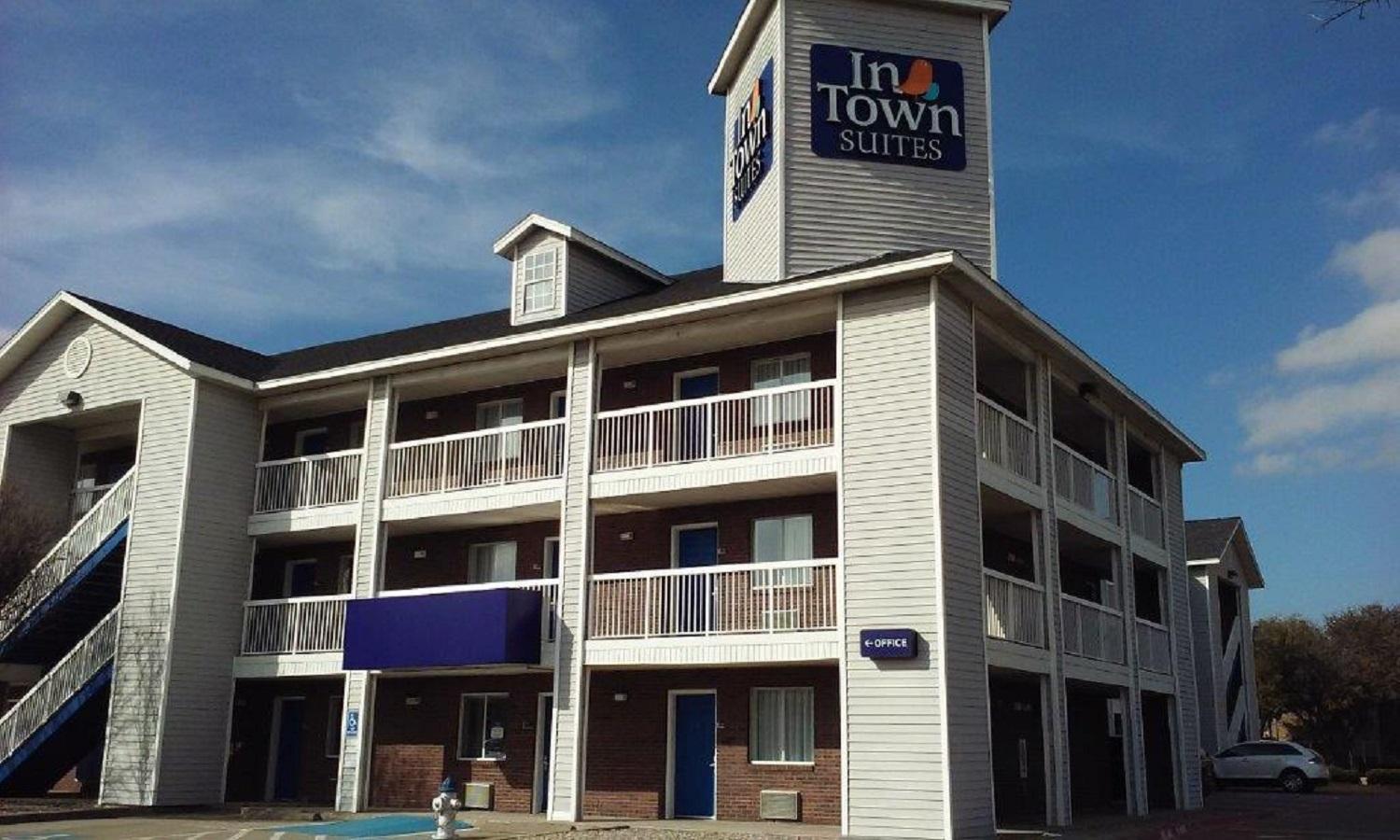 InTown Suites Extended Stay Carrollton TX – West Trinity Mills — hotel in Carrollton