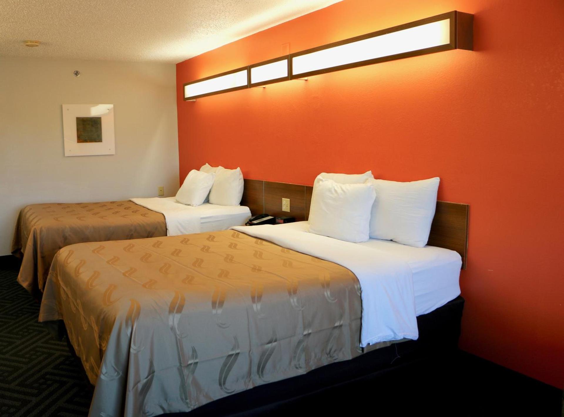 Quality Inn & Suites Watertown Fort Drum photo 9