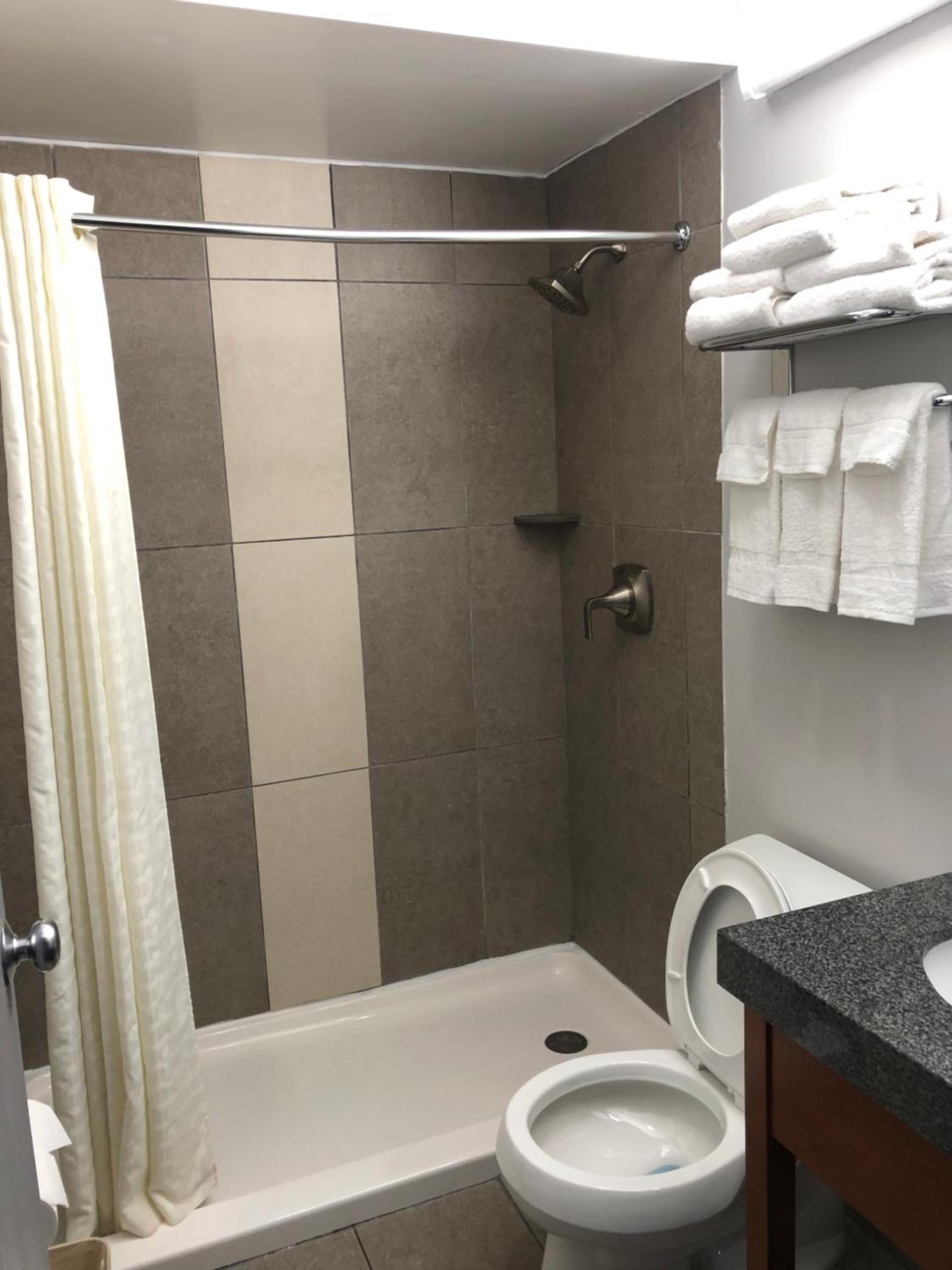 Quality Inn & Suites Watertown Fort Drum photo 30