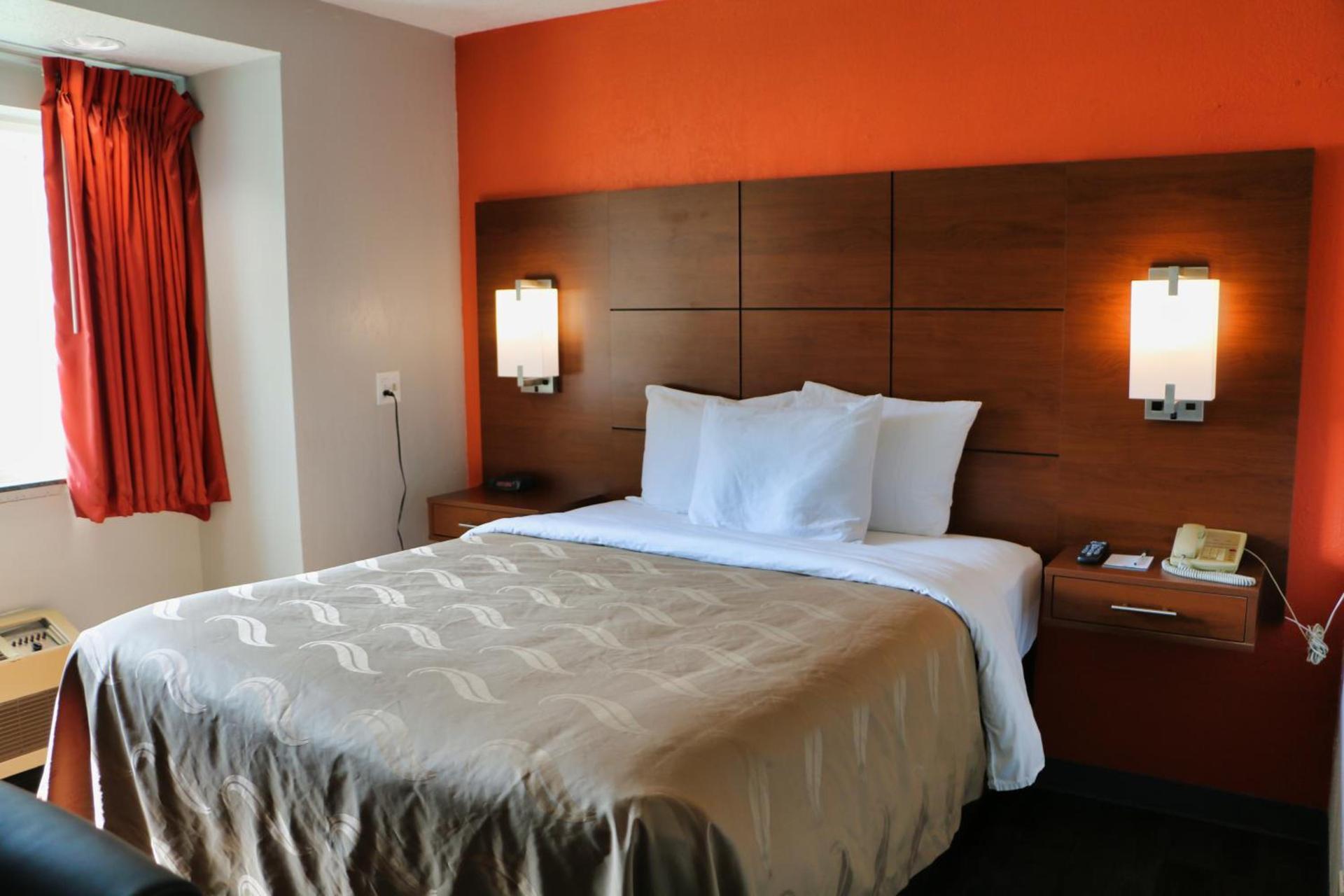Quality Inn & Suites Watertown Fort Drum photo 6