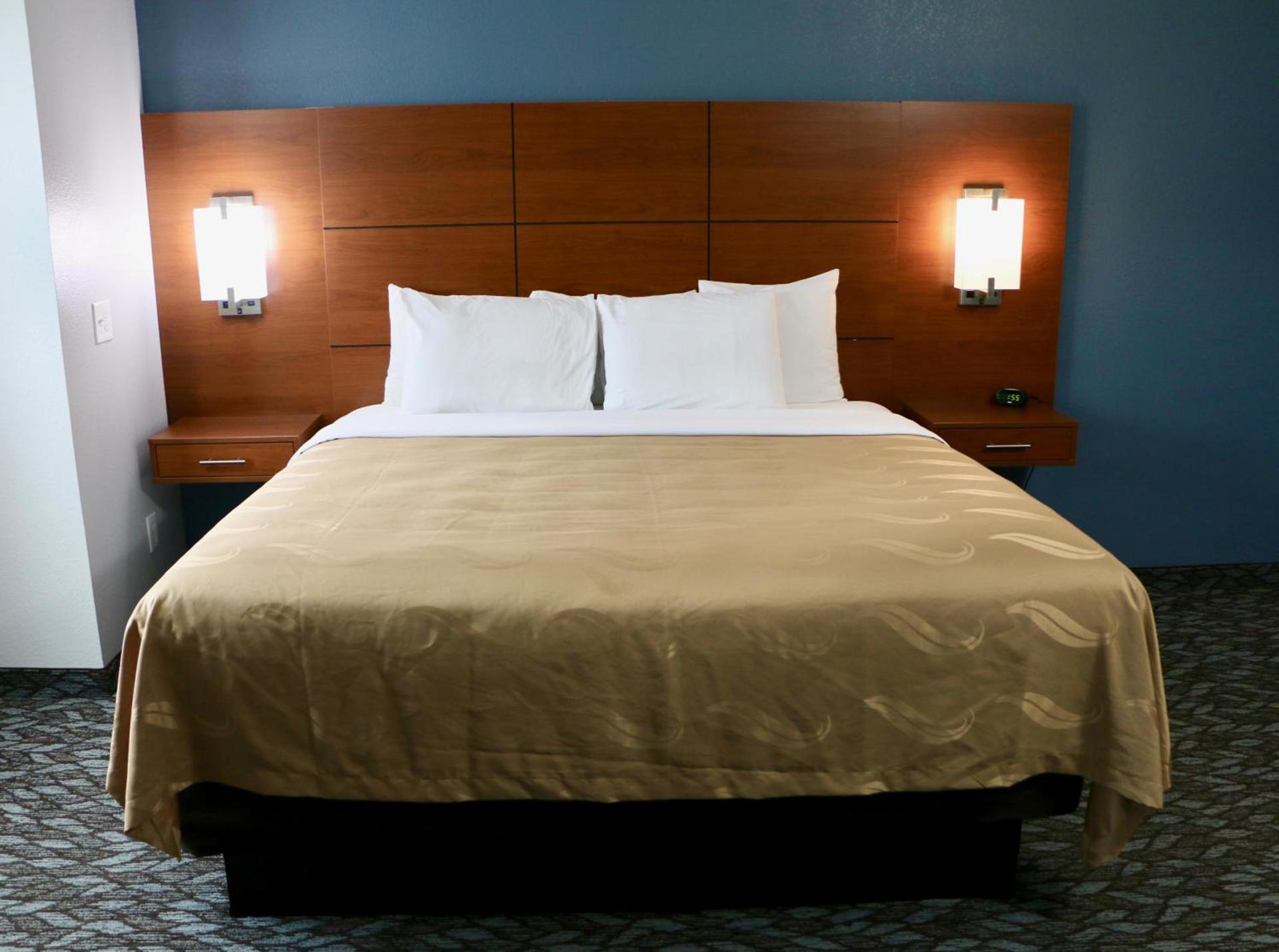 Quality Inn & Suites Watertown Fort Drum photo 5