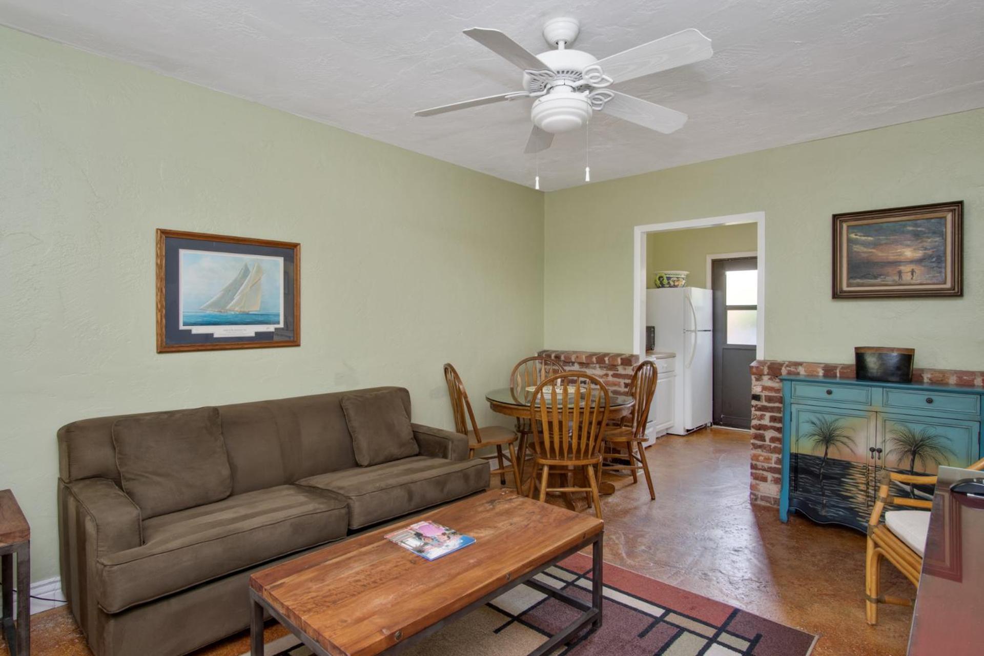 Beach Place Guesthouses photo 6
