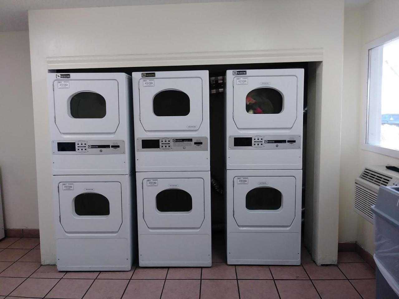 InTown Suites Extended Stay Albuquerque NM photo 3