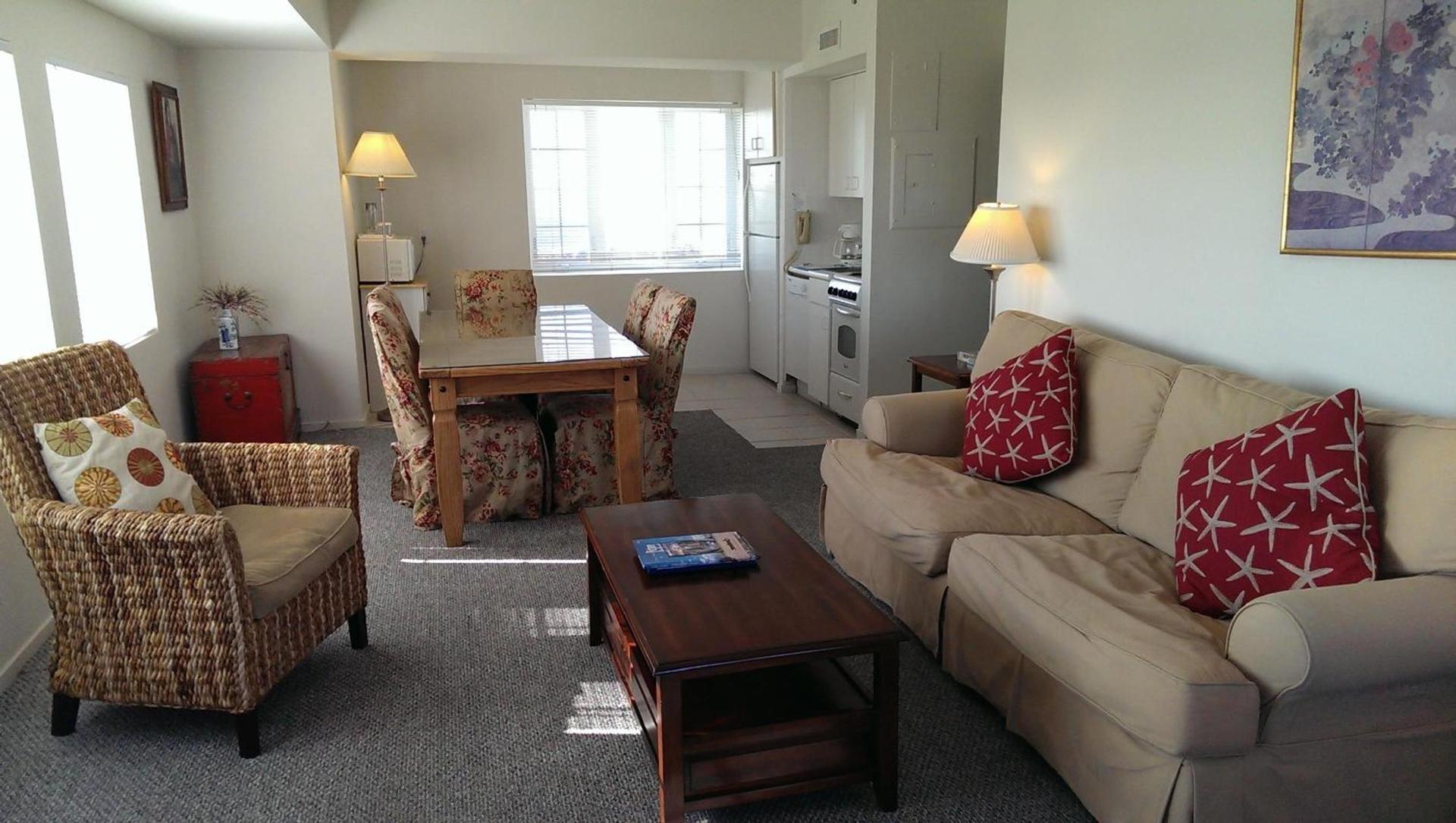 Montauk Manor photo 30