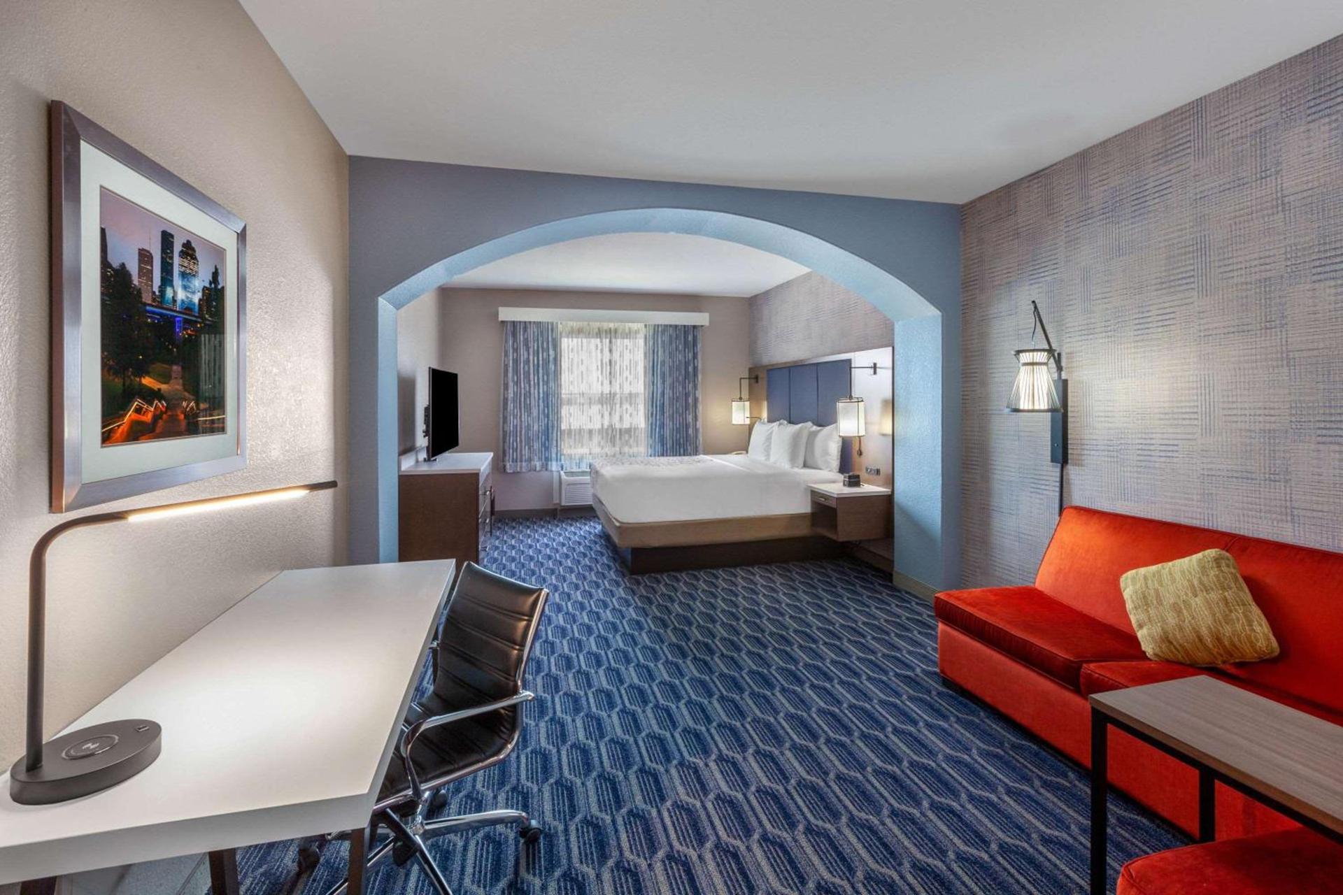 La Quinta by Wyndham Houston Channelview photo 29