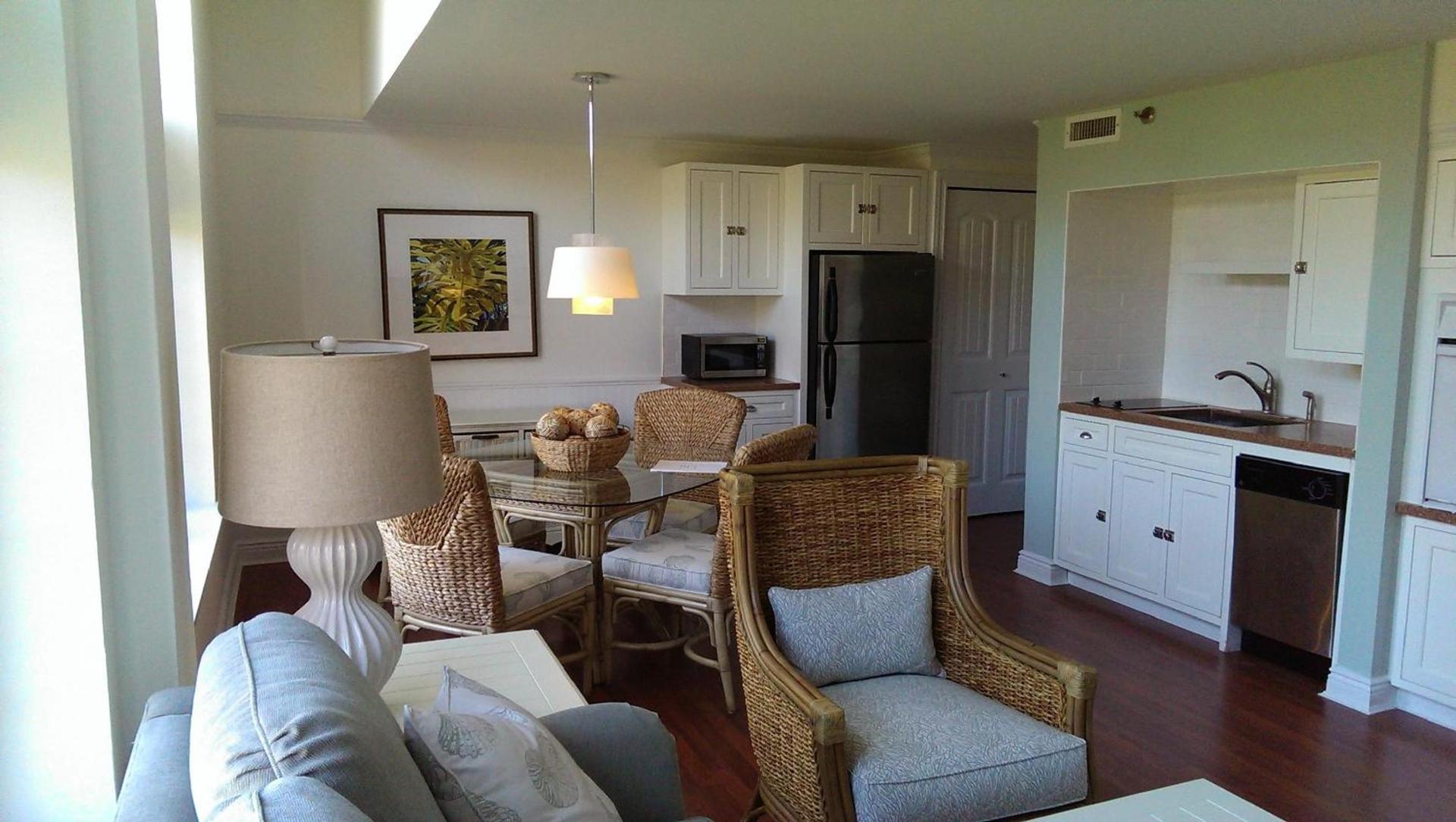 Montauk Manor photo 29
