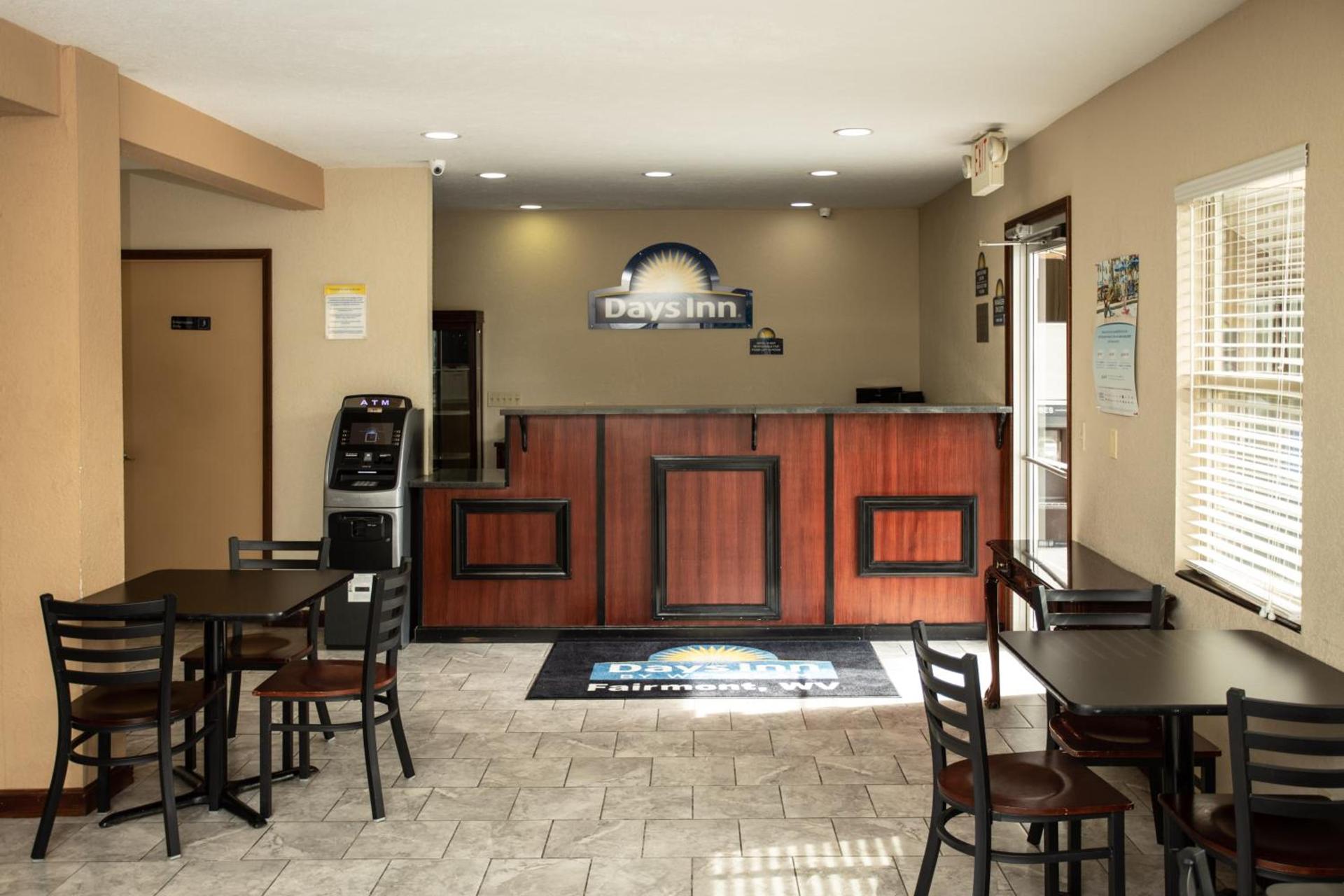 Days Inn by Wyndham Fairmont photo 24