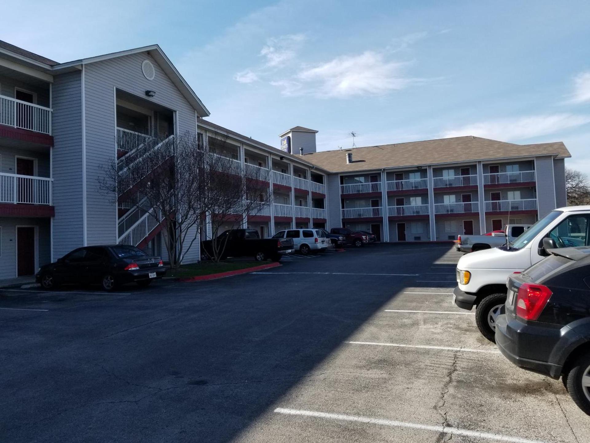 InTown Suites Extended Stay San Antonio TX - Leon Valley North photo 1