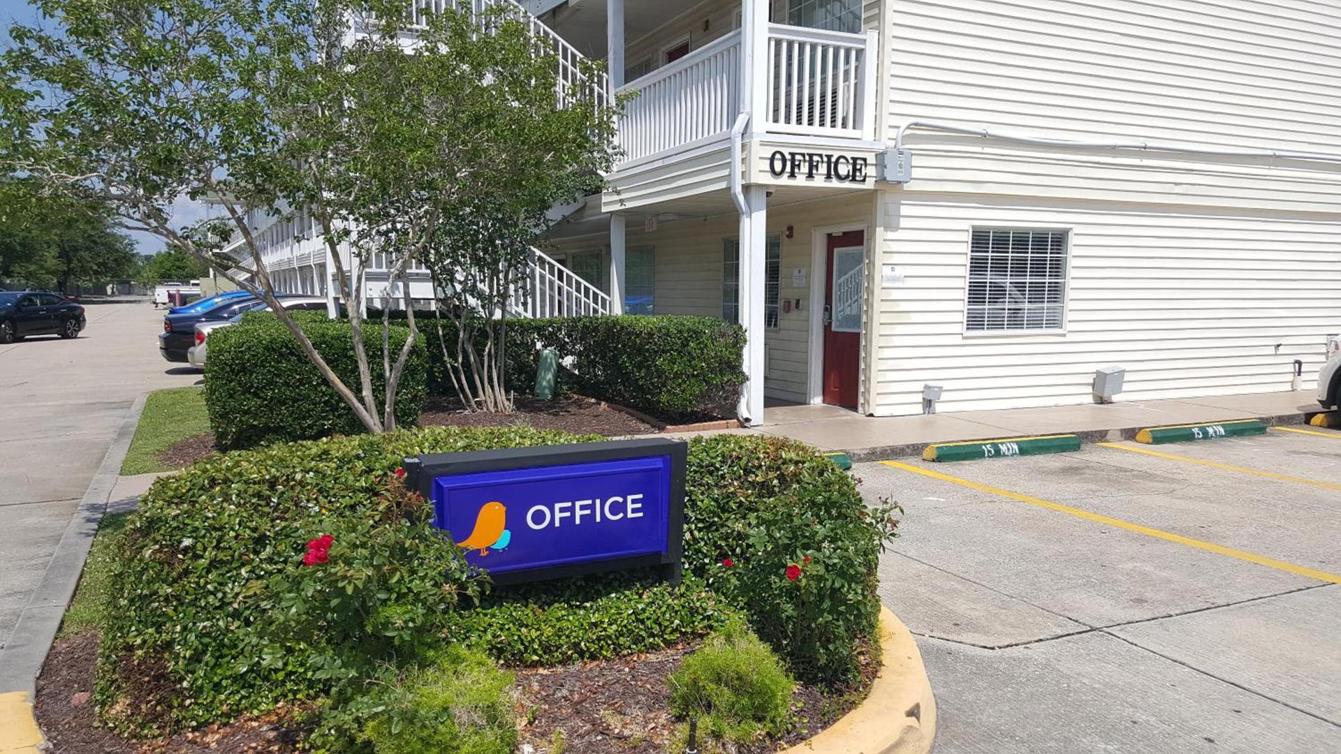 InTown Suites Extended Stay Select New Orleans LA - Harvey photo 11