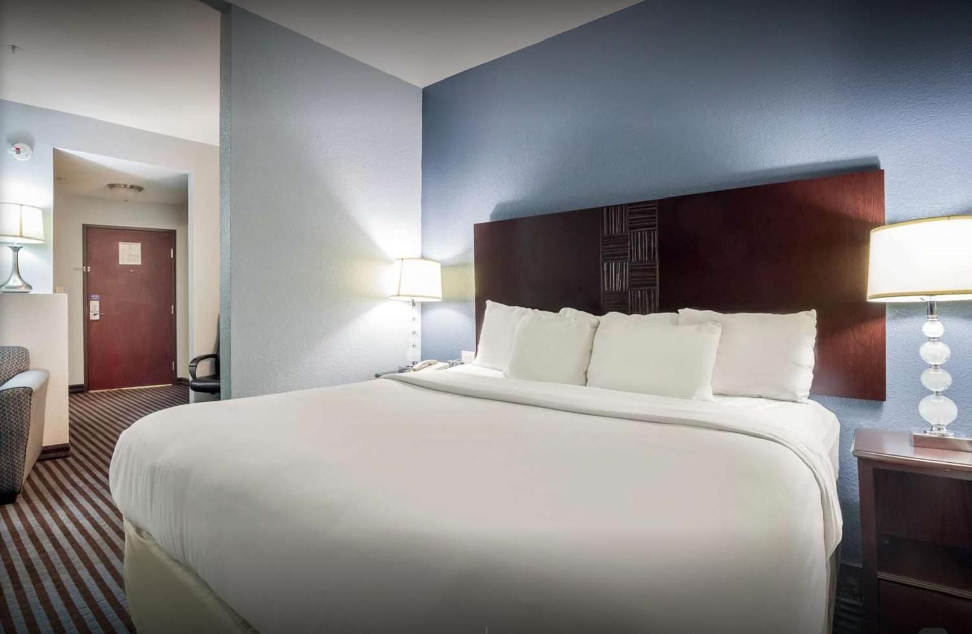 Baymont by Wyndham Mineral Wells photo 31