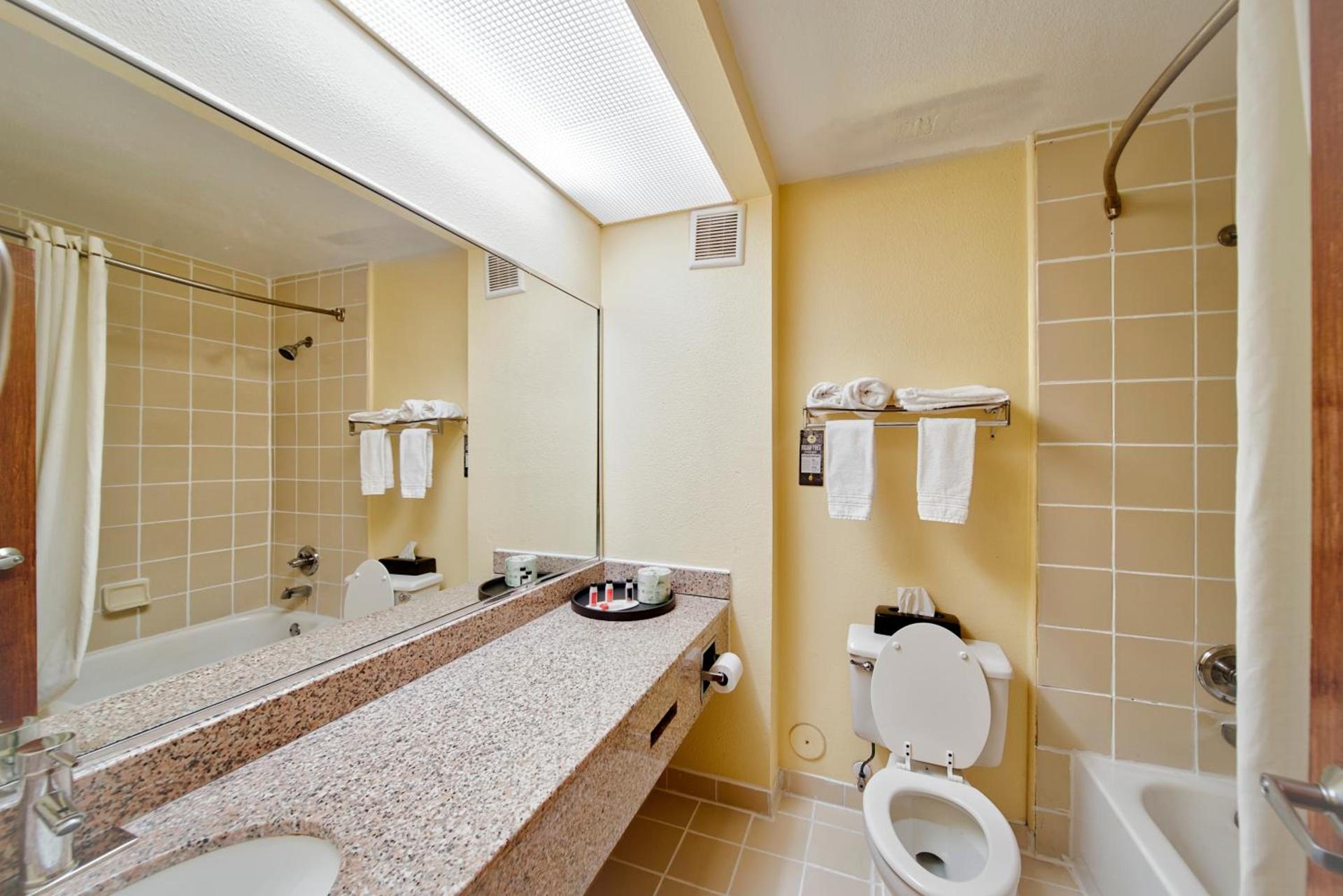 Quality Inn Chattanooga Hamilton Place photo 29