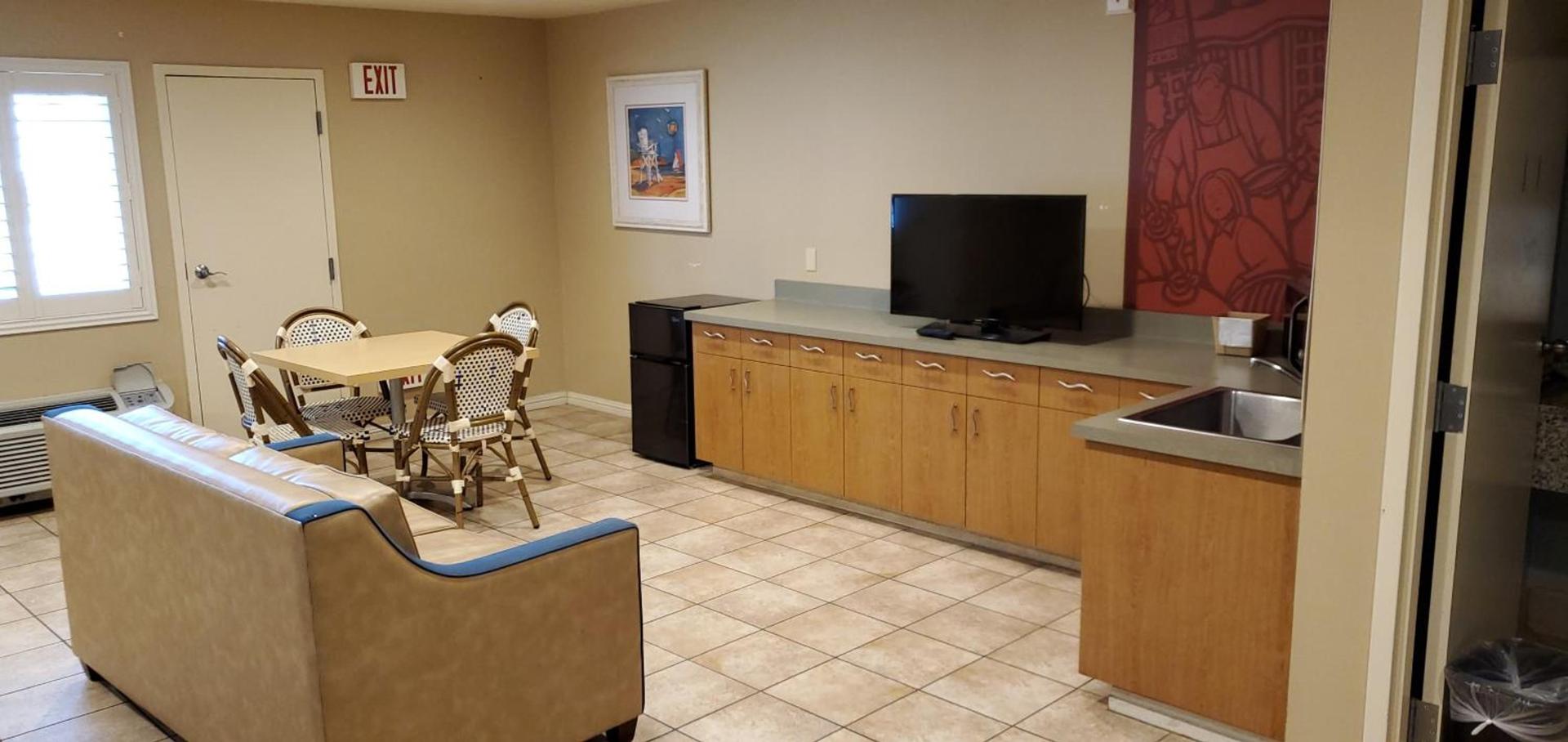 Morro Shores Inn And Suites photo 45