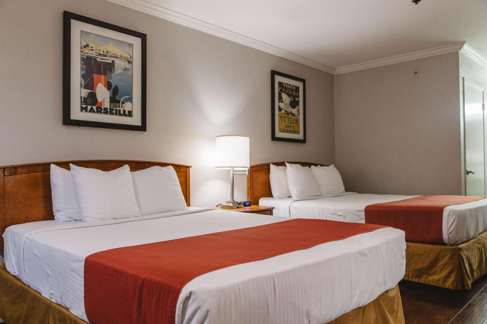Best Western Palm Garden Inn photo 11