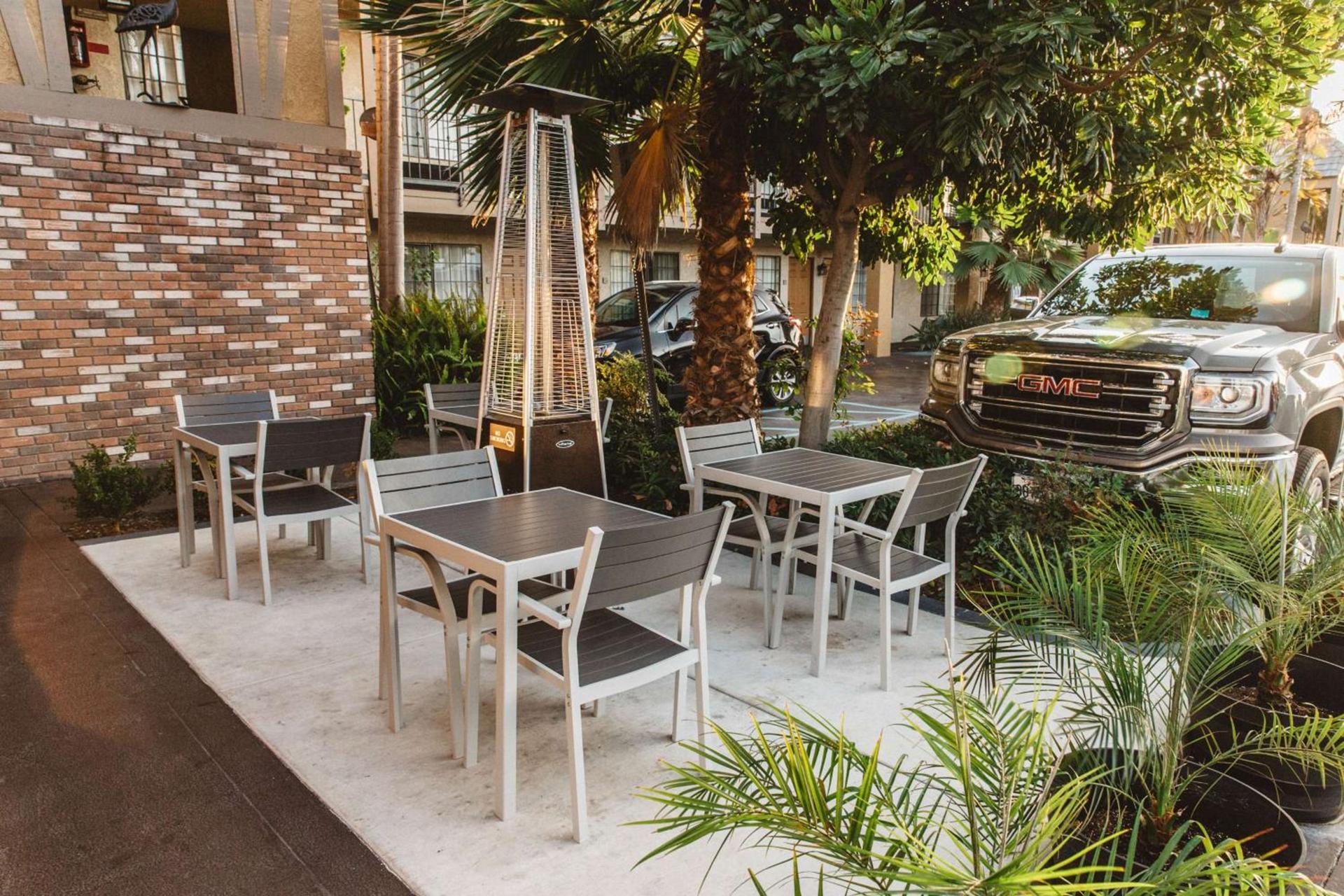 Best Western Palm Garden Inn photo 7