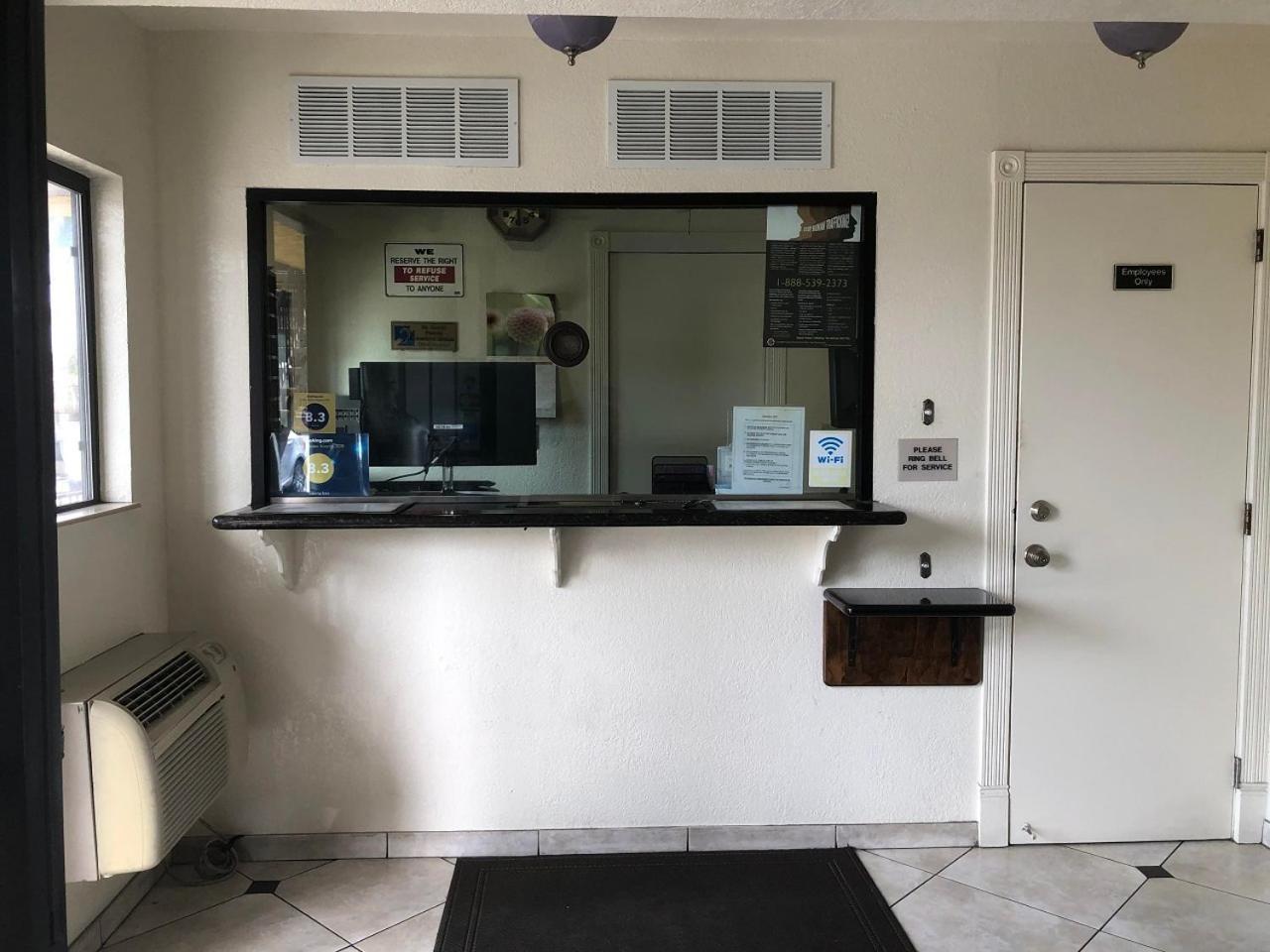 Sierra Inn photo 6