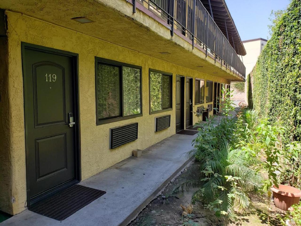 Sierra Inn photo 8