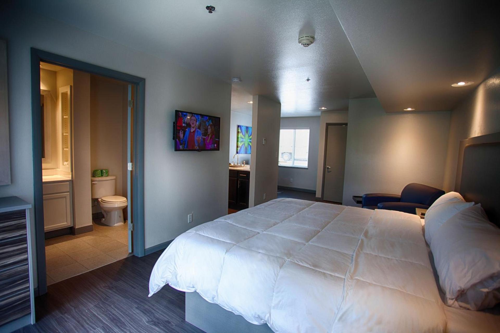 Z Loft Extended Stay Hotel photo 92
