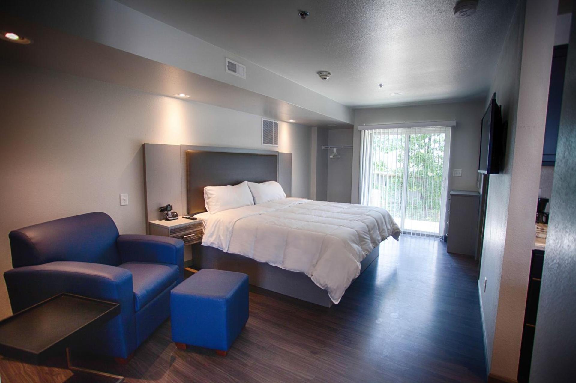 Z Loft Extended Stay Hotel photo 93