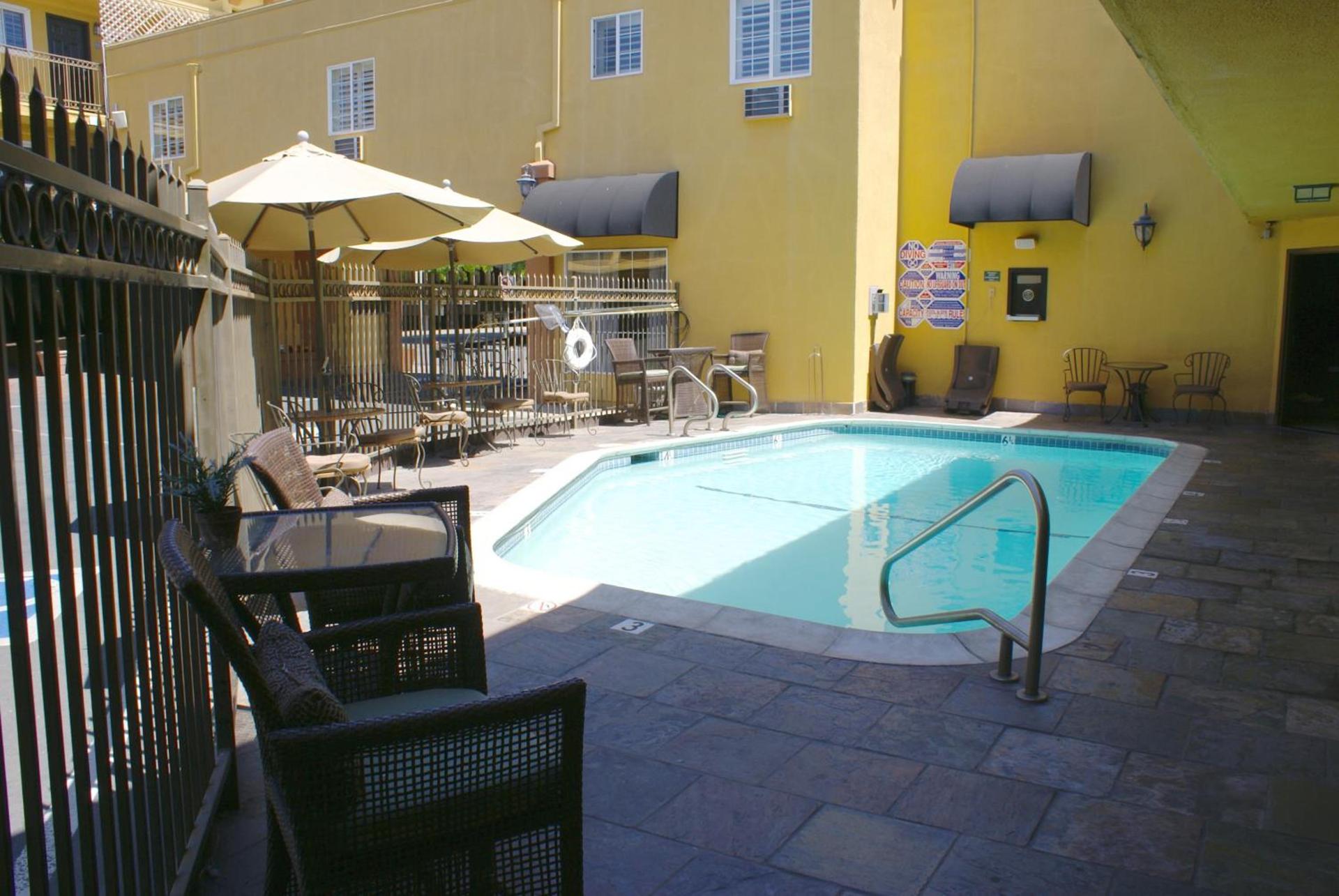 Napa Valley Hotel & Suites photo 14