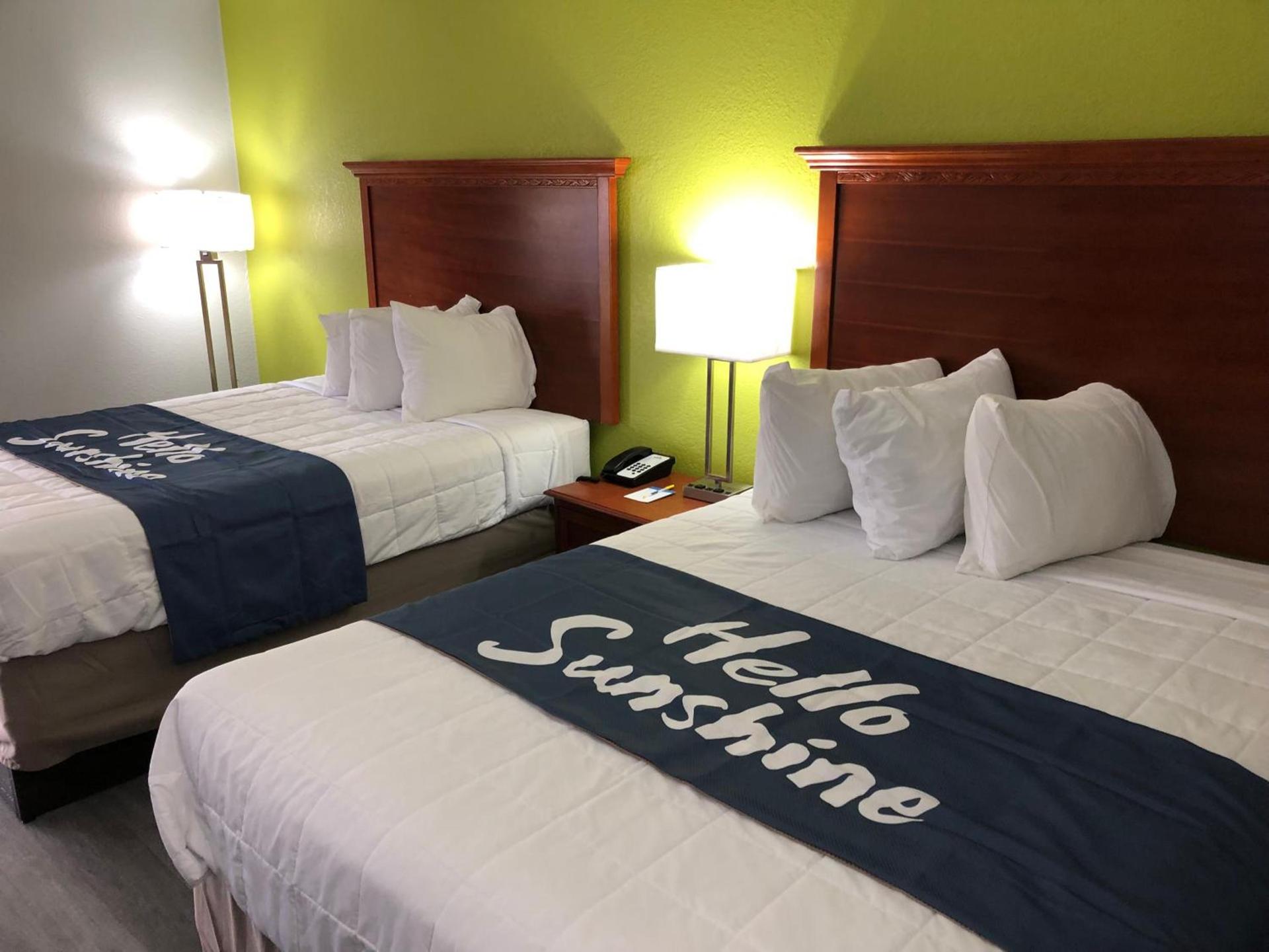 Days Inn by Wyndham Shorter photo 22