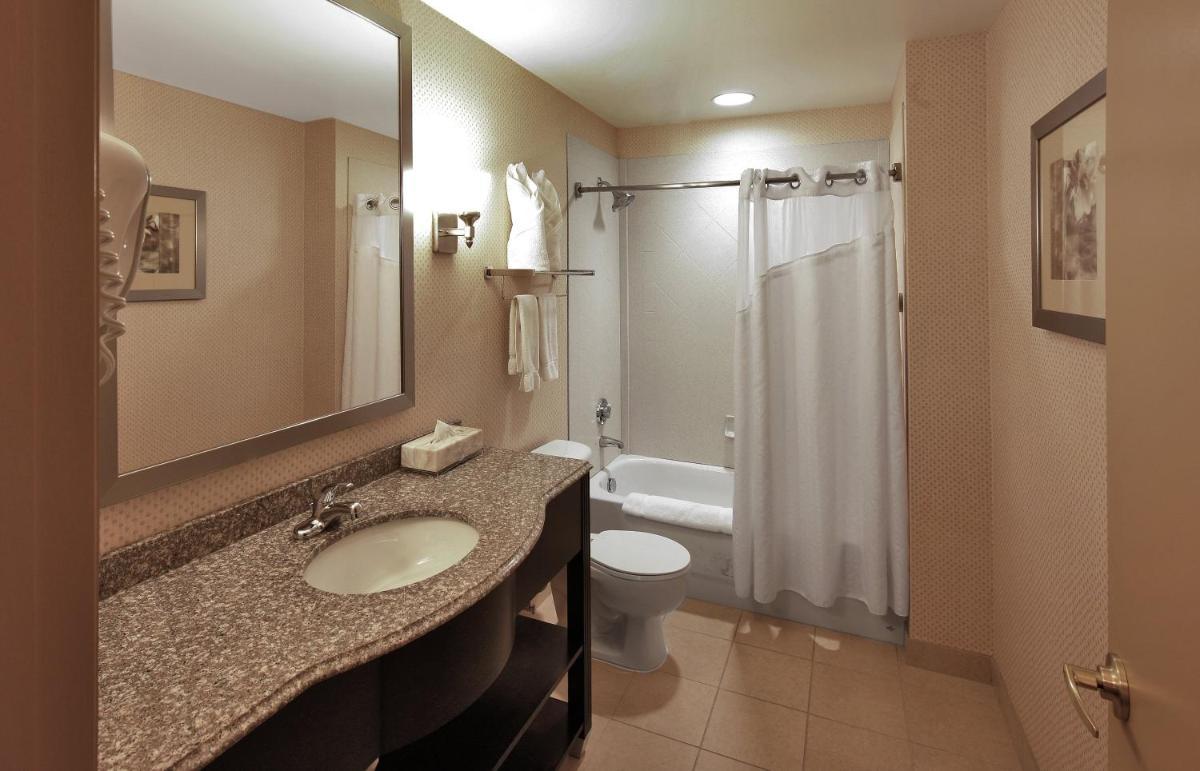 Holiday Inn Express Baltimore-Downtown, an IHG Hotel photo 39
