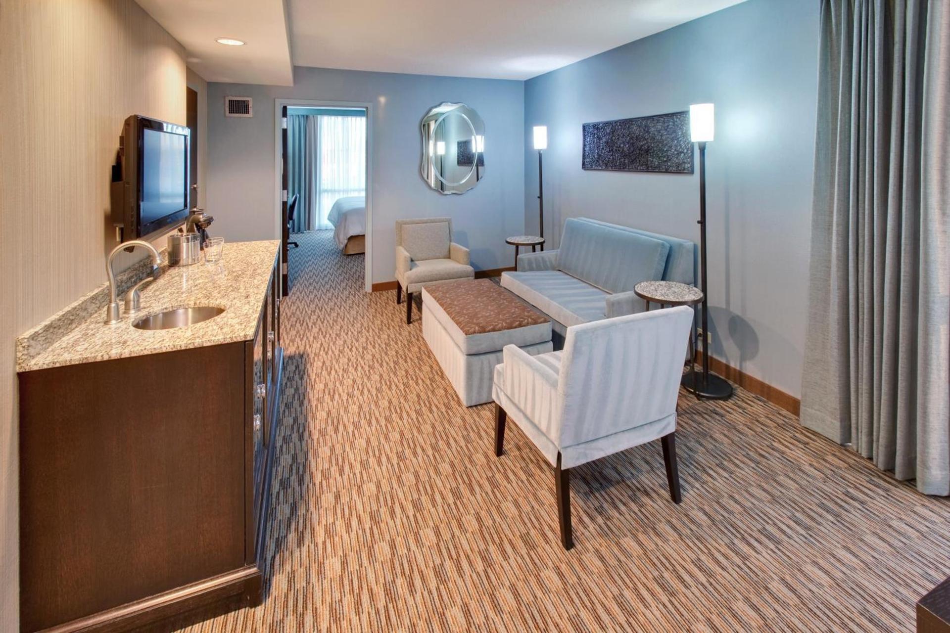 Crowne Plaza Hotel Glen Ellyn/Lombard by IHG photo 61