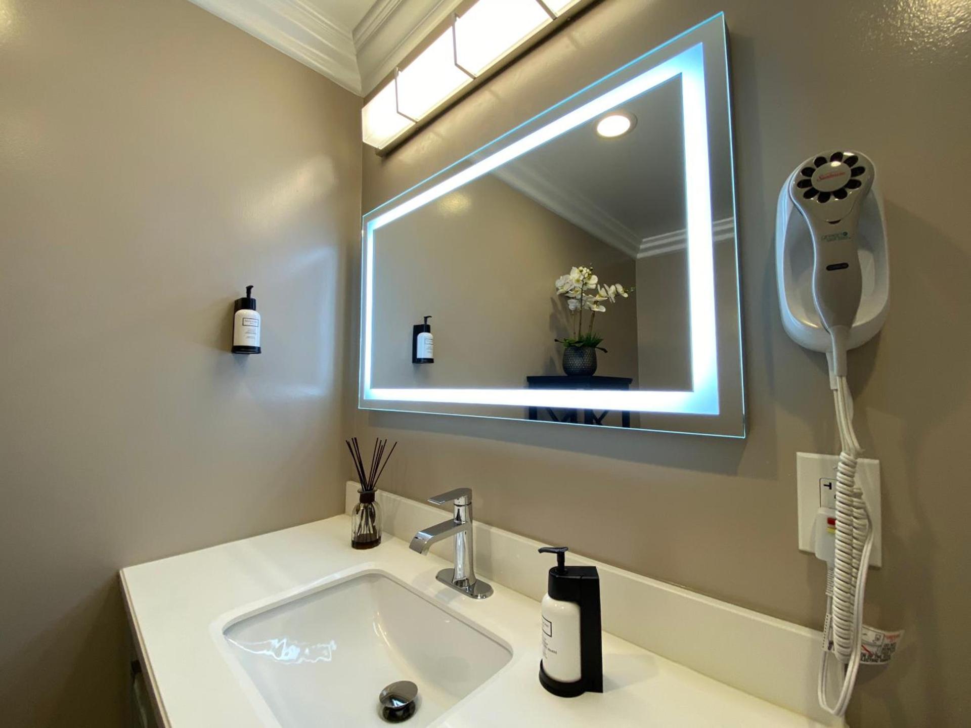 Quality Inn & Suites Santa Maria photo 11