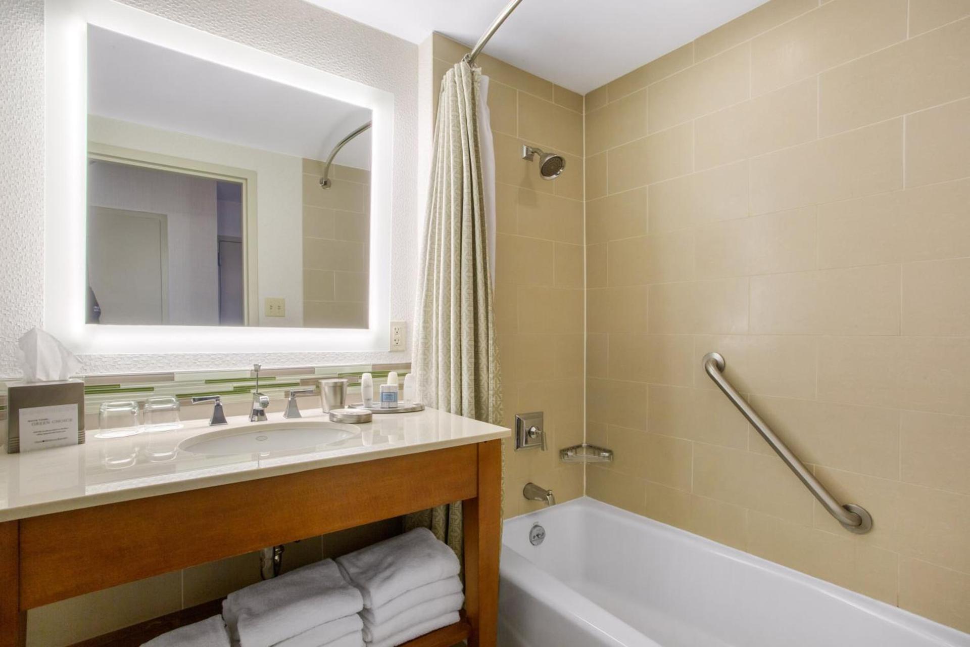 Omni Providence photo 94