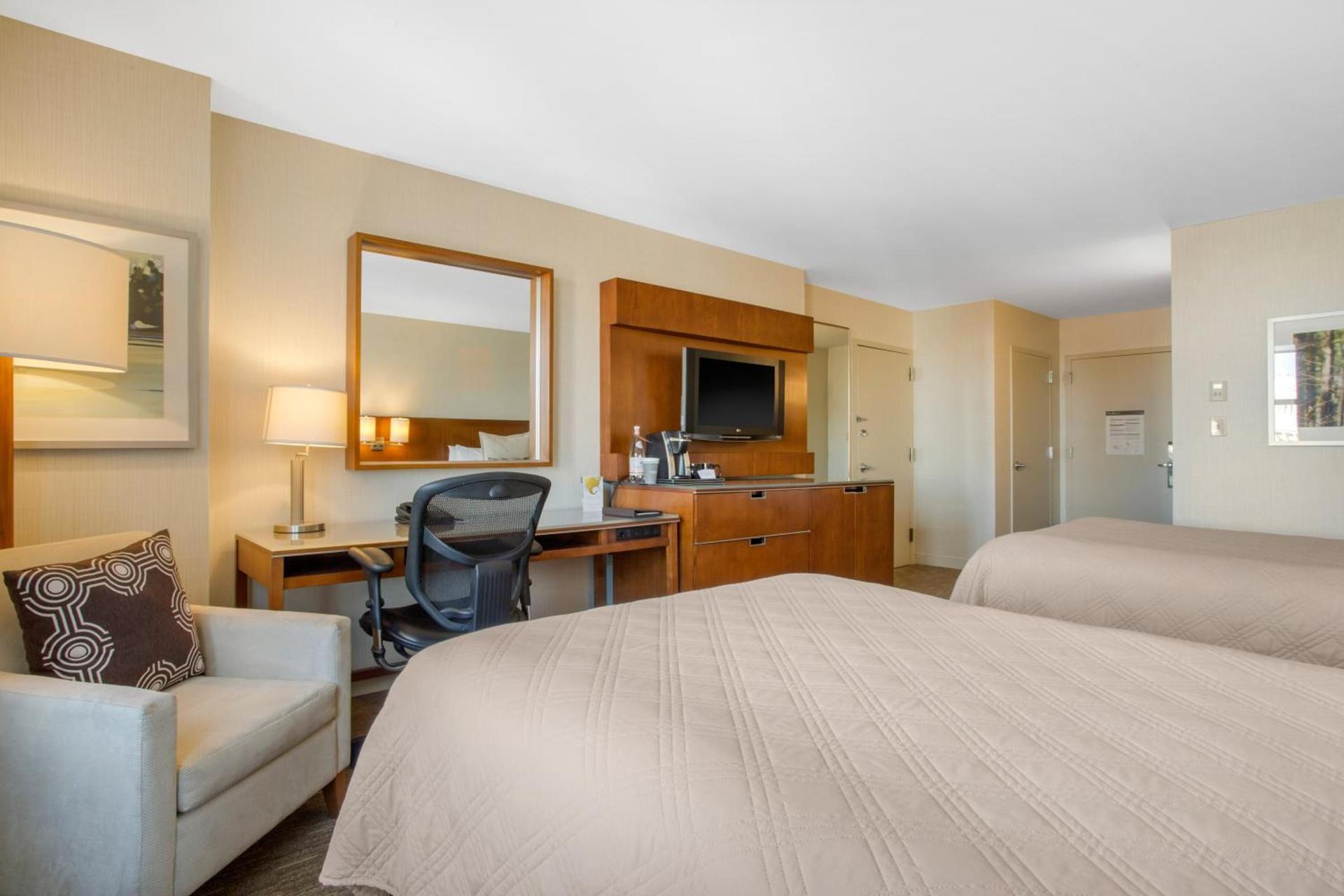 Omni Providence photo 92