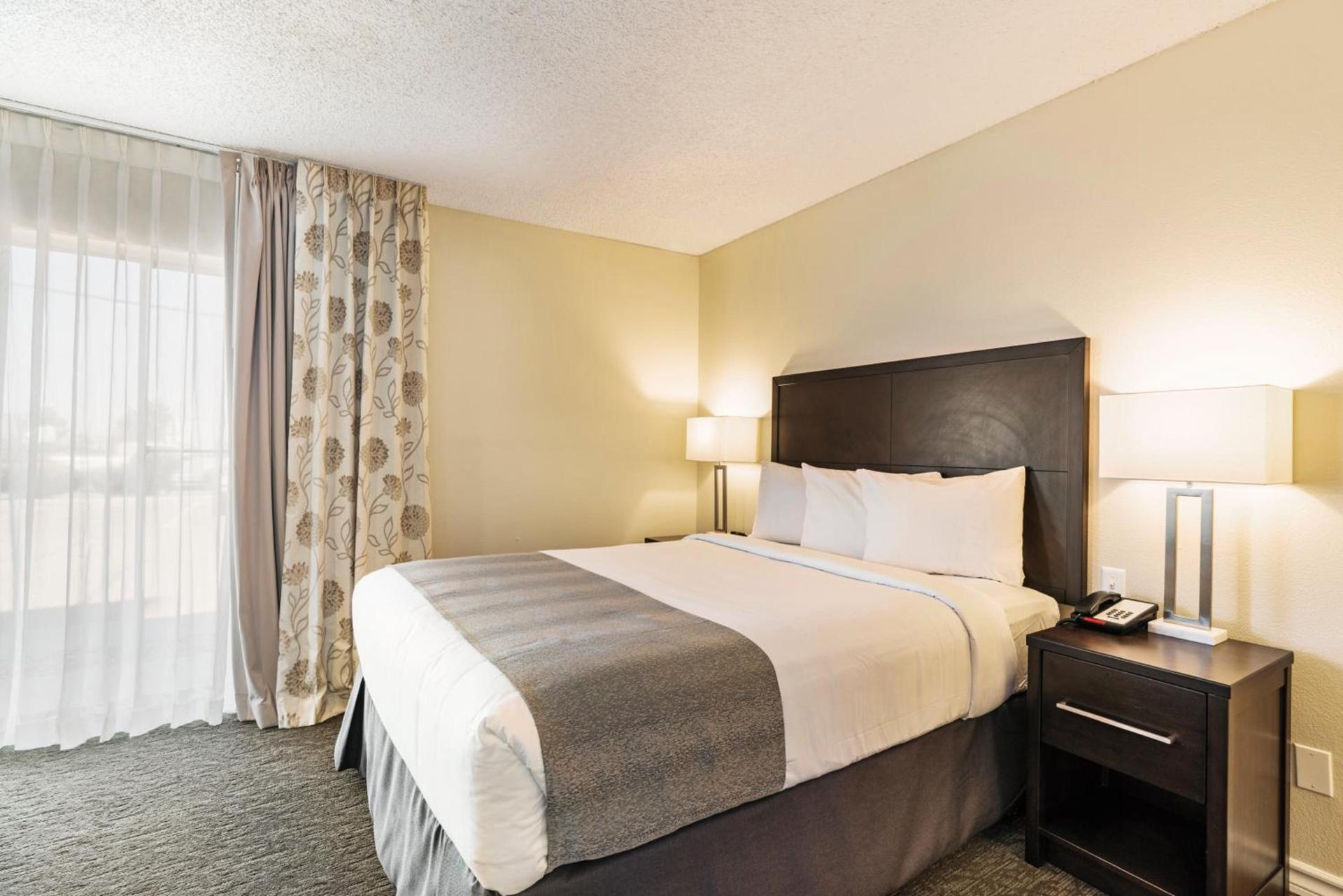 Chase Suite El Paso photo 13