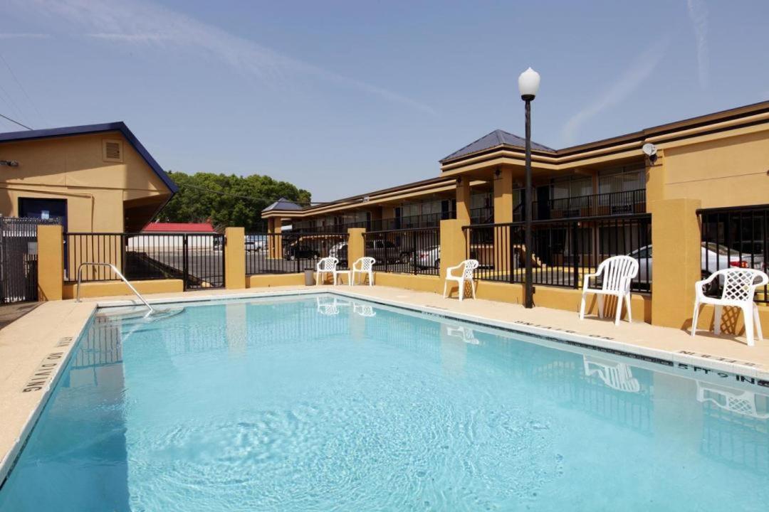 Americas Best Value Inn Alachua photo 5