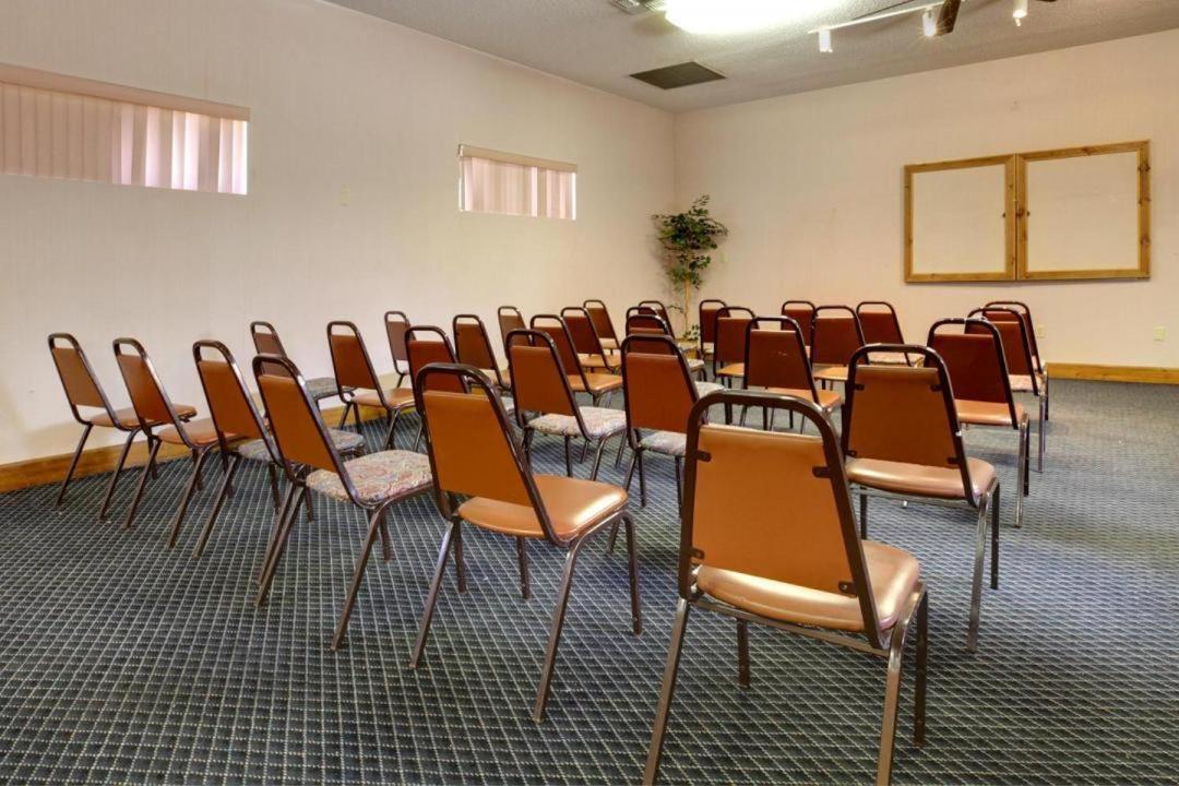 Americas Best Value Inn Alachua photo 6