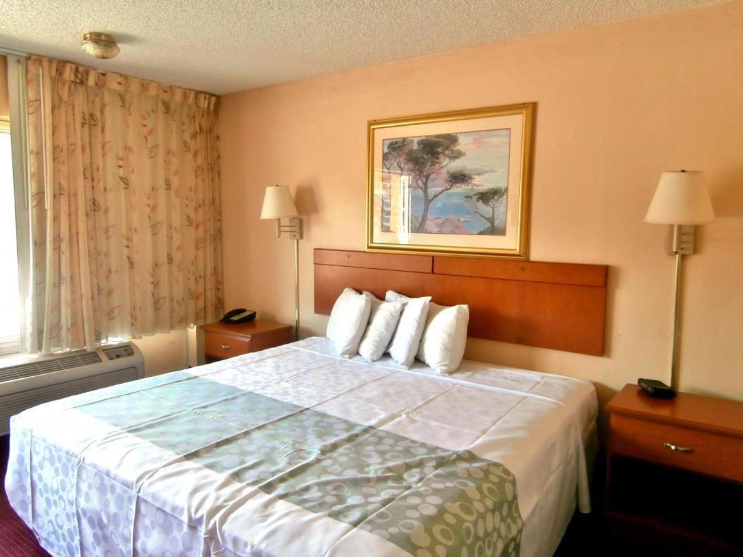 Americas Best Value Inn Alachua photo 7