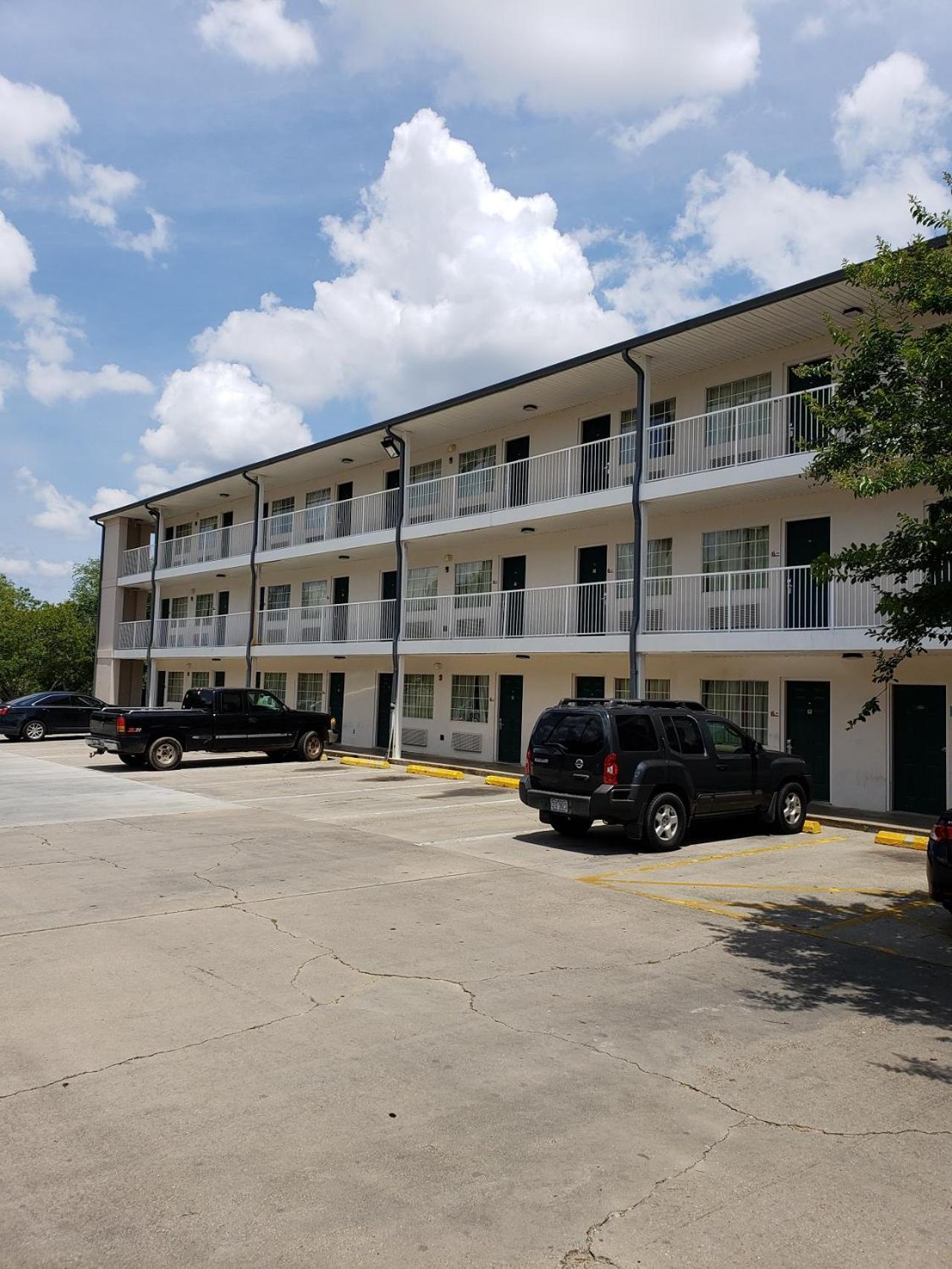 InTown Suites Extended Stay Hattiesburg photo 1