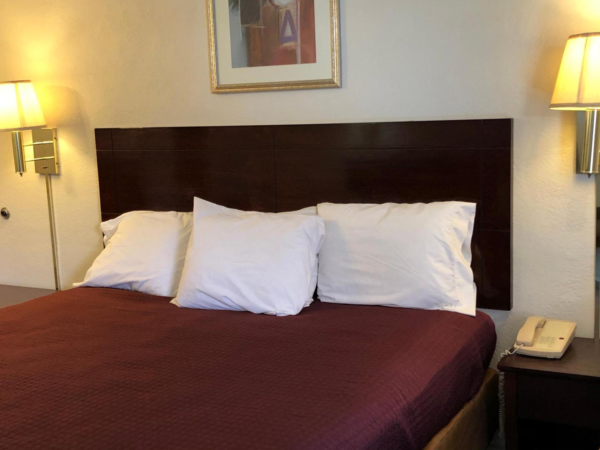 Economy Inn Alamogordo photo 6