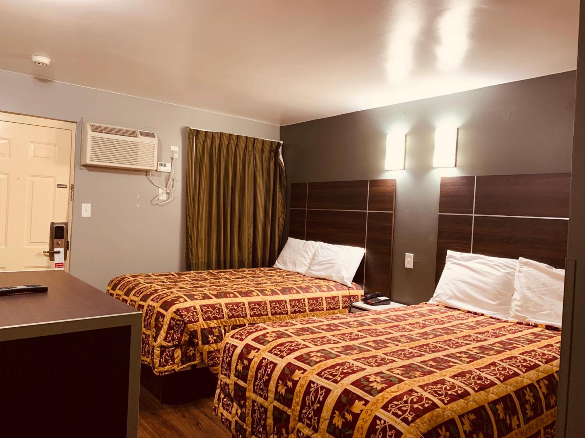 Red Carpet Inn - Norristown photo 12
