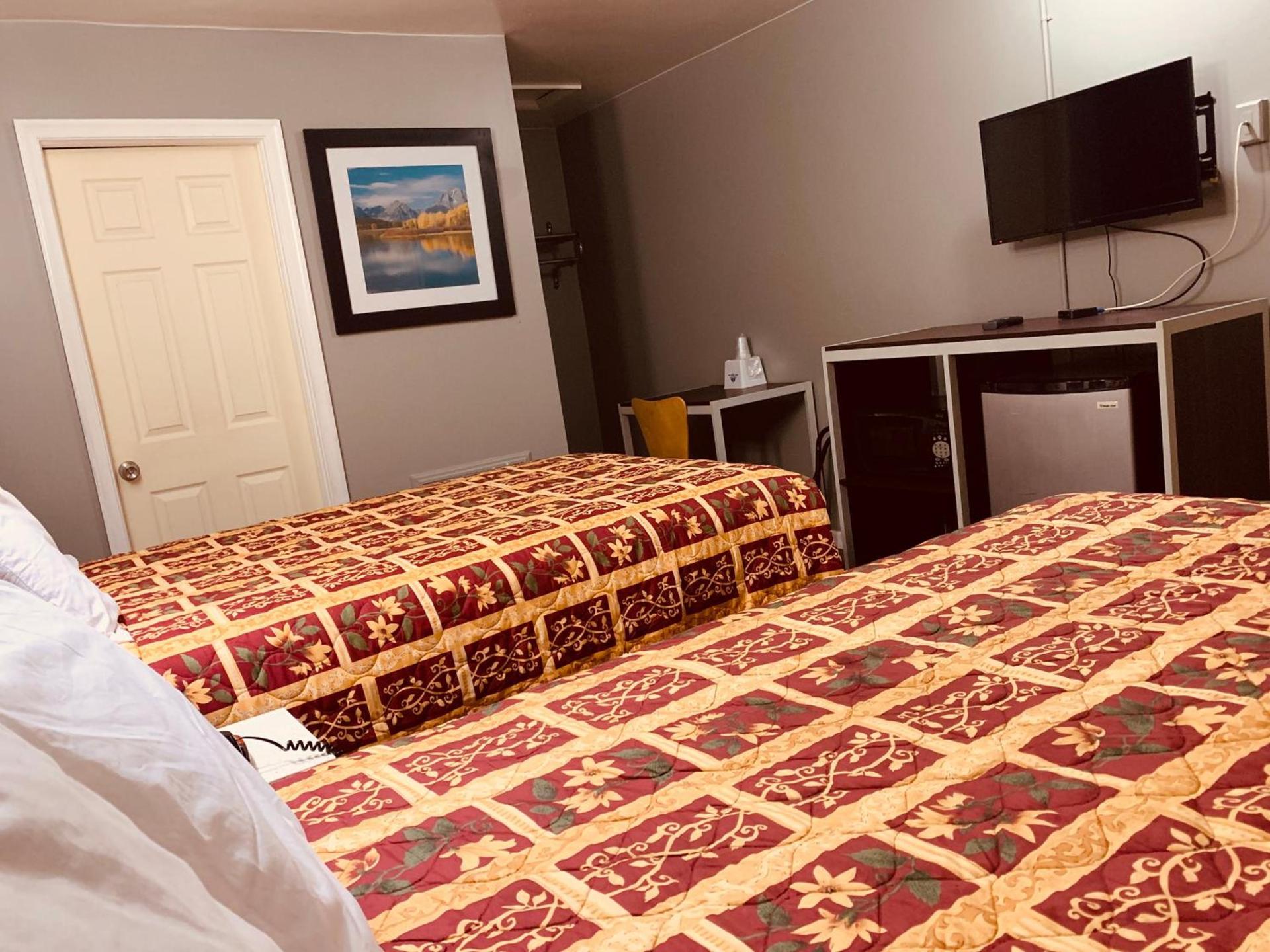 Red Carpet Inn - Norristown photo 19