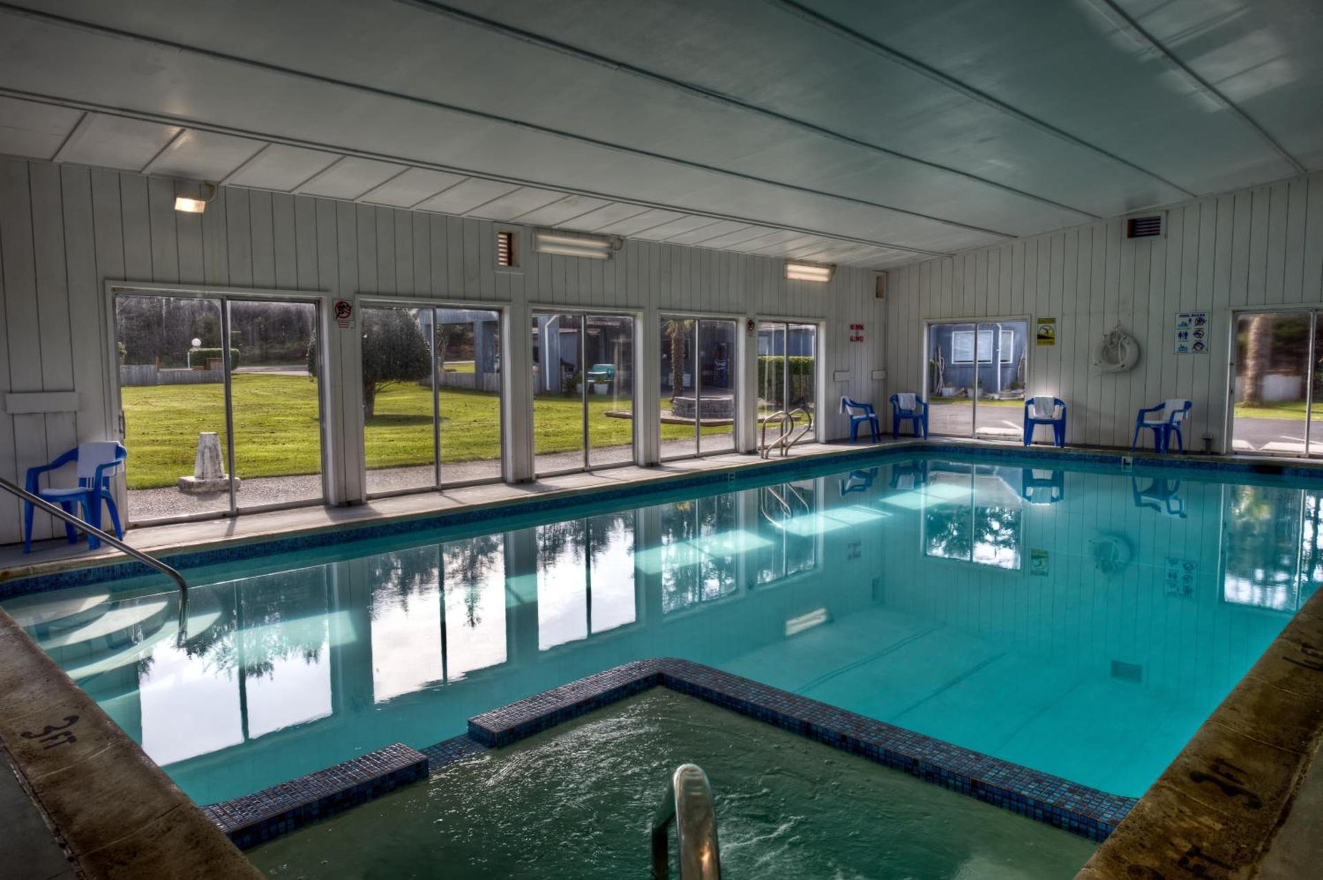 Silver Surf Motel photo 3
