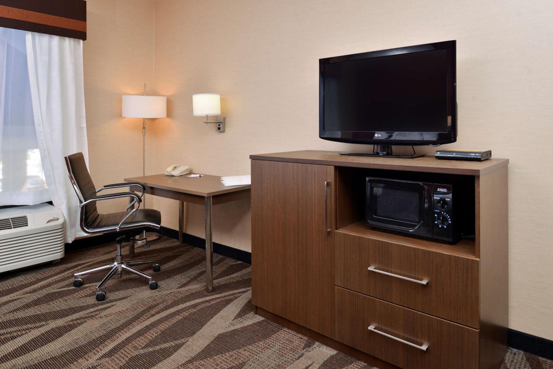 Best Western Plus University Inn photo 31