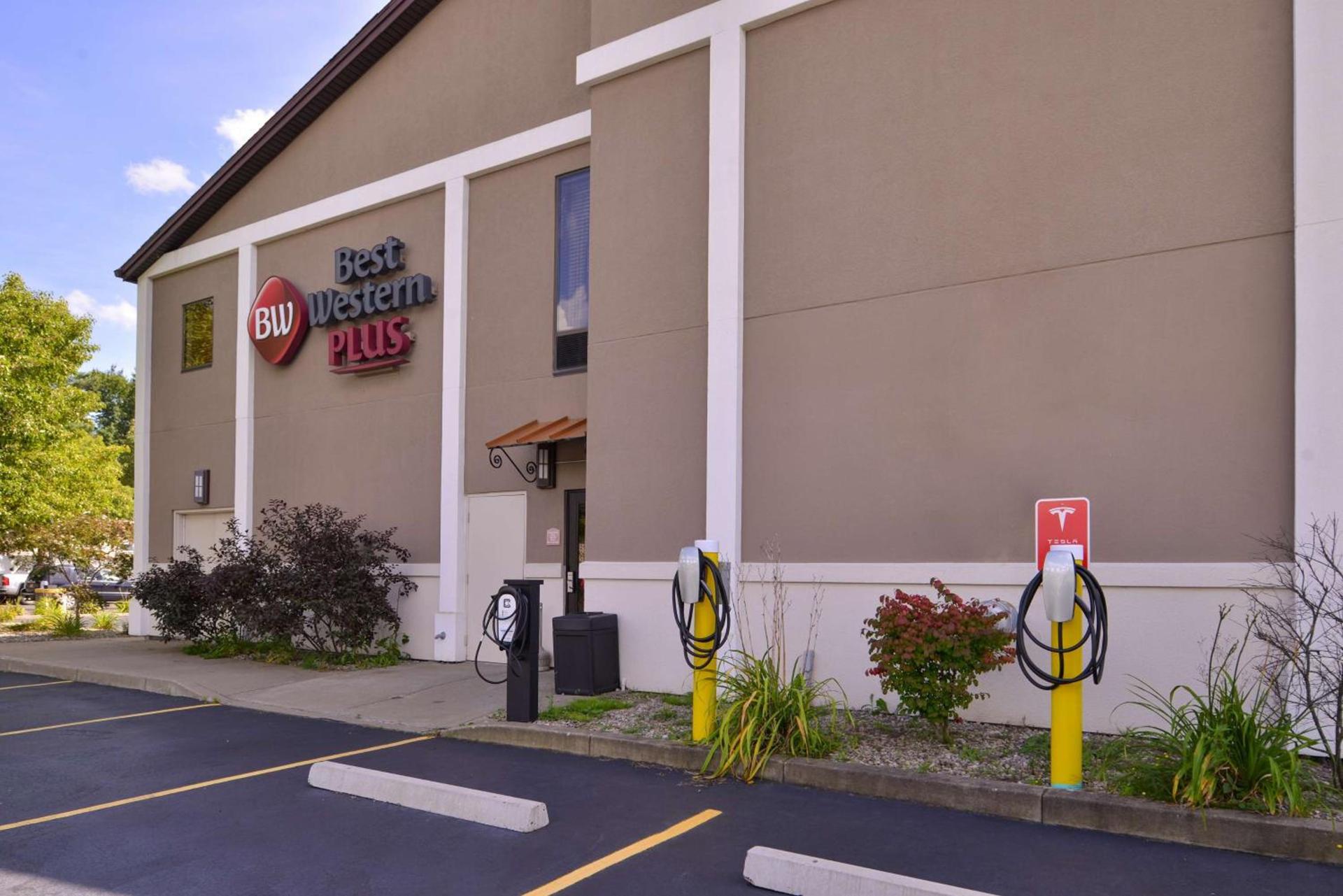 Best Western Plus University Inn photo 14