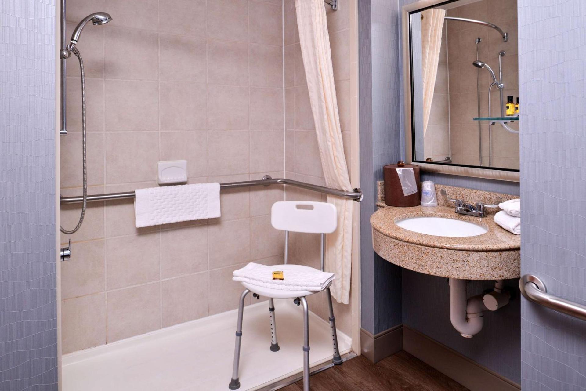 Best Western Plus University Inn photo 36