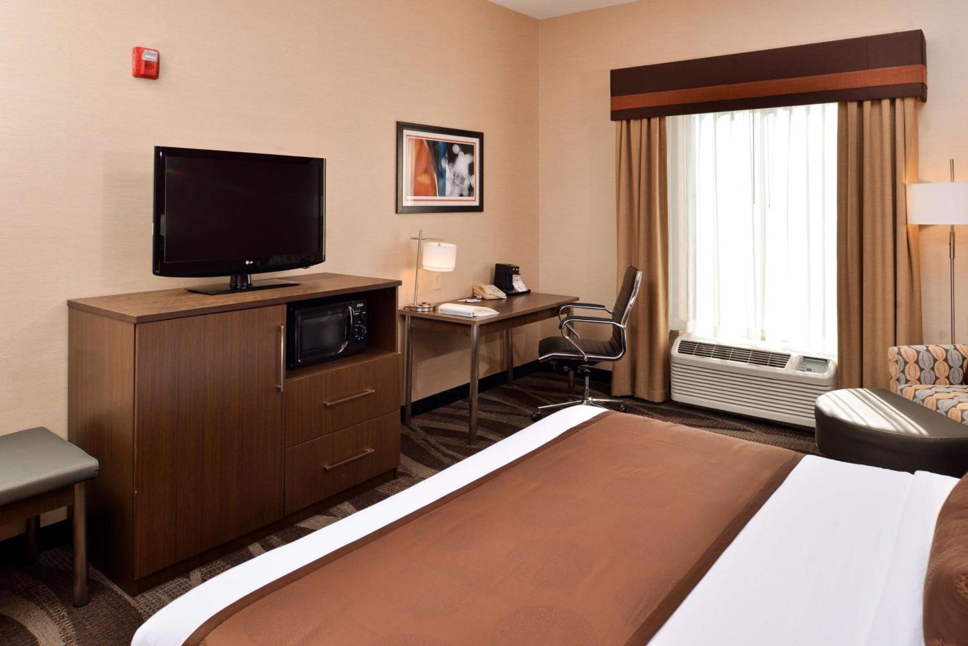 Best Western Plus University Inn photo 34